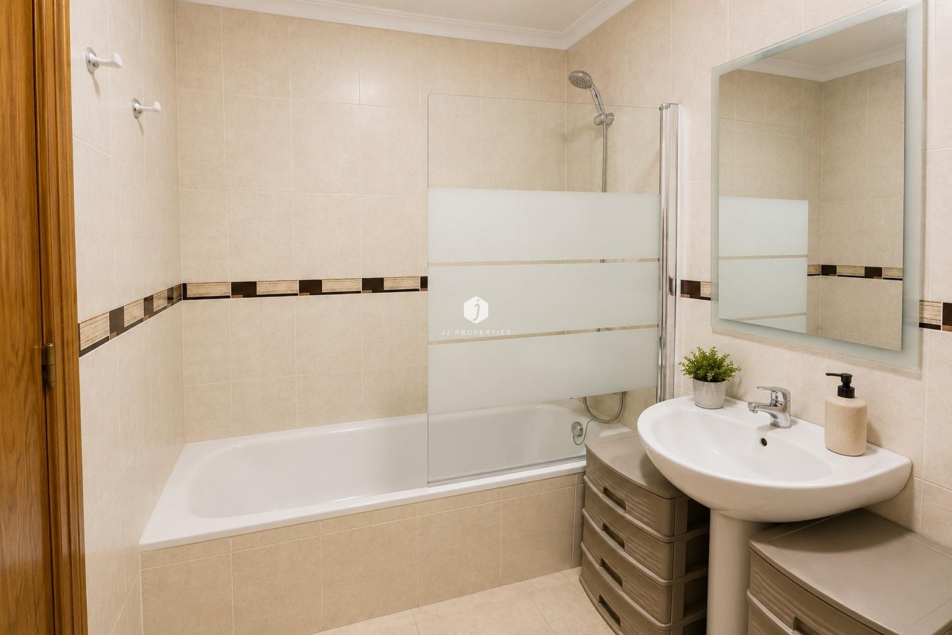 Aus zweiter Hand - Bungalow -
Orihuela Costa - Costa Blanca