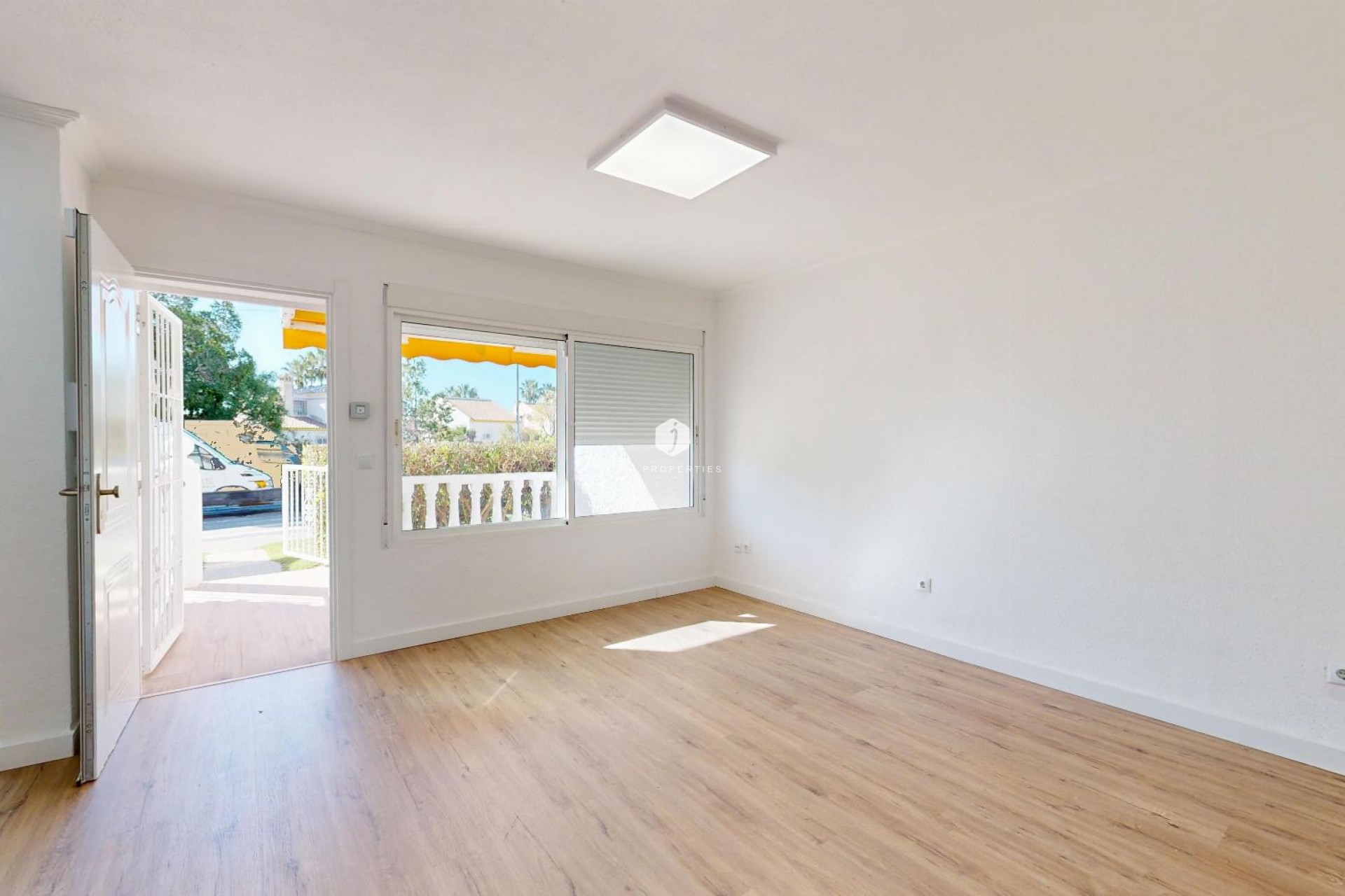 Aus zweiter Hand - Bungalow -
Orihuela Costa - Costa Blanca