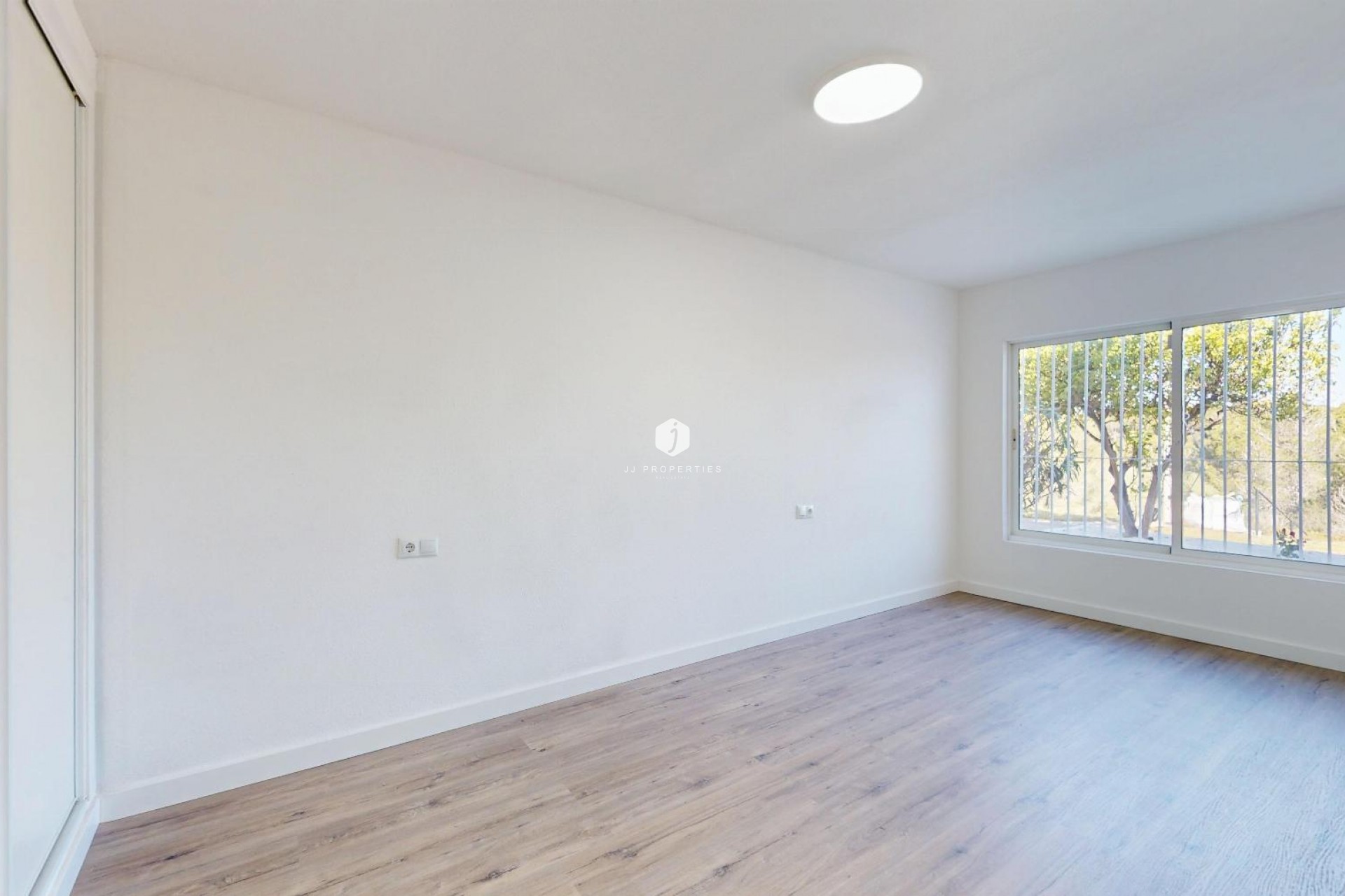Aus zweiter Hand - Bungalow -
Orihuela Costa - Costa Blanca