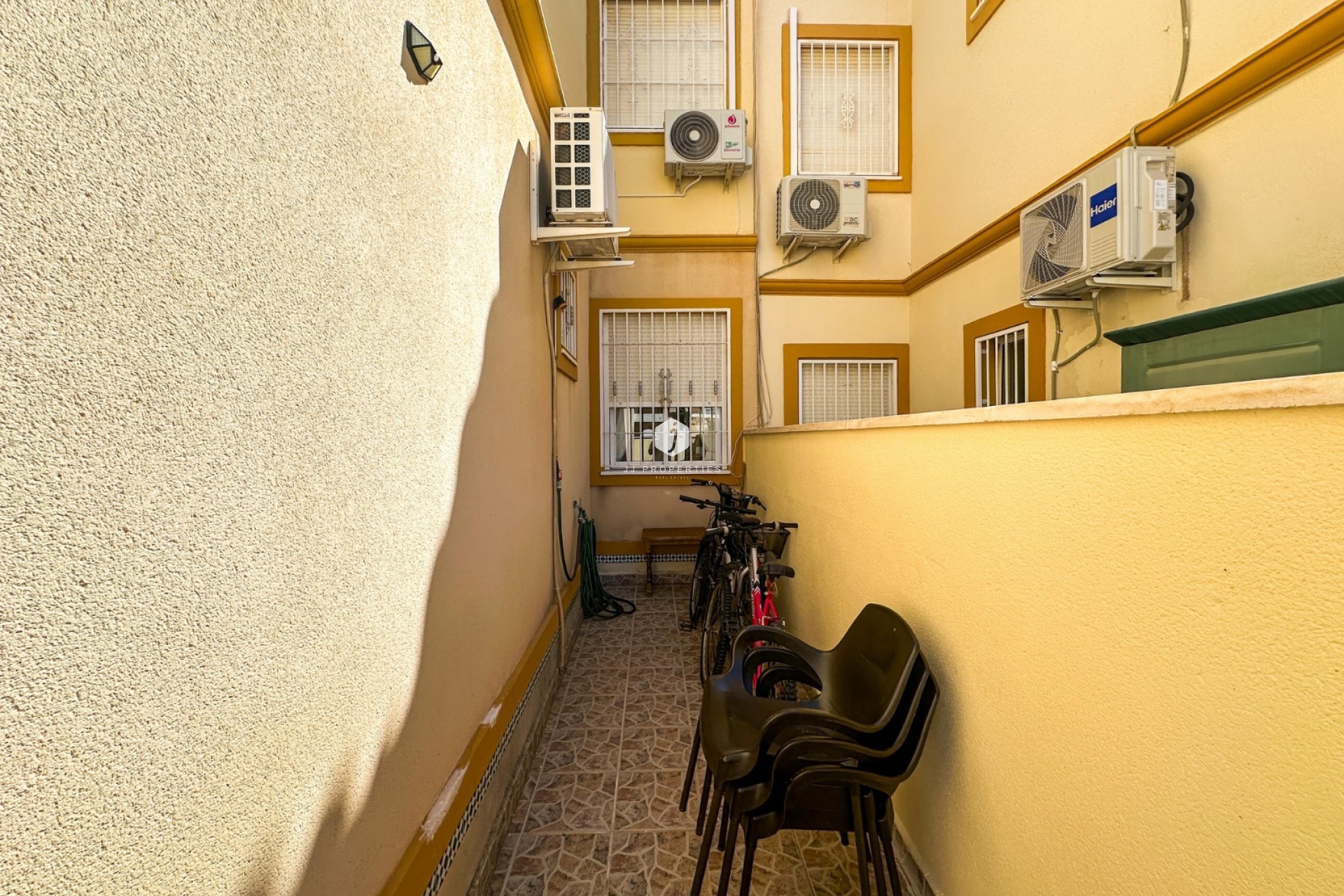 Aus zweiter Hand - Bungalow -
Orihuela Costa - Costa Blanca