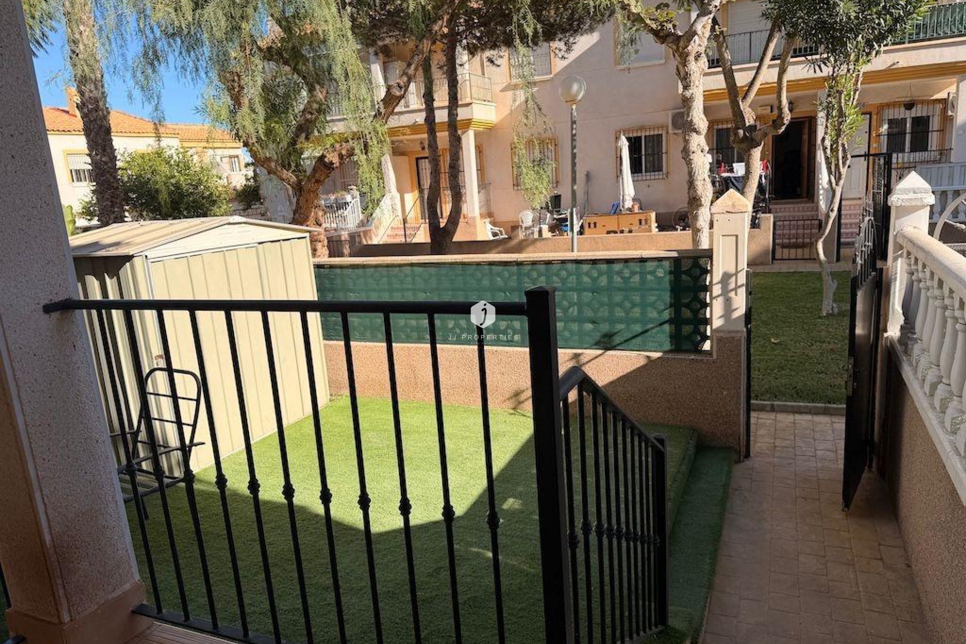 Aus zweiter Hand - Bungalow -
Orihuela Costa - Costa Blanca