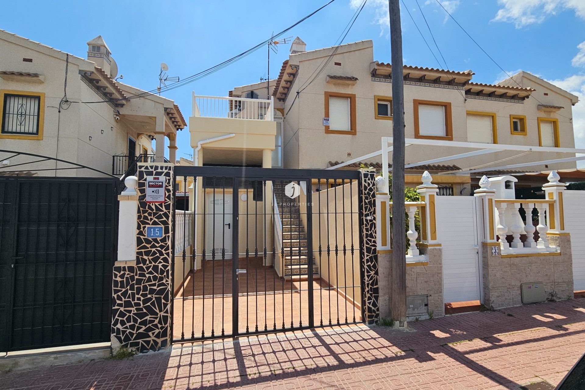 Aus zweiter Hand - Bungalow -
Orihuela Costa - Costa Blanca