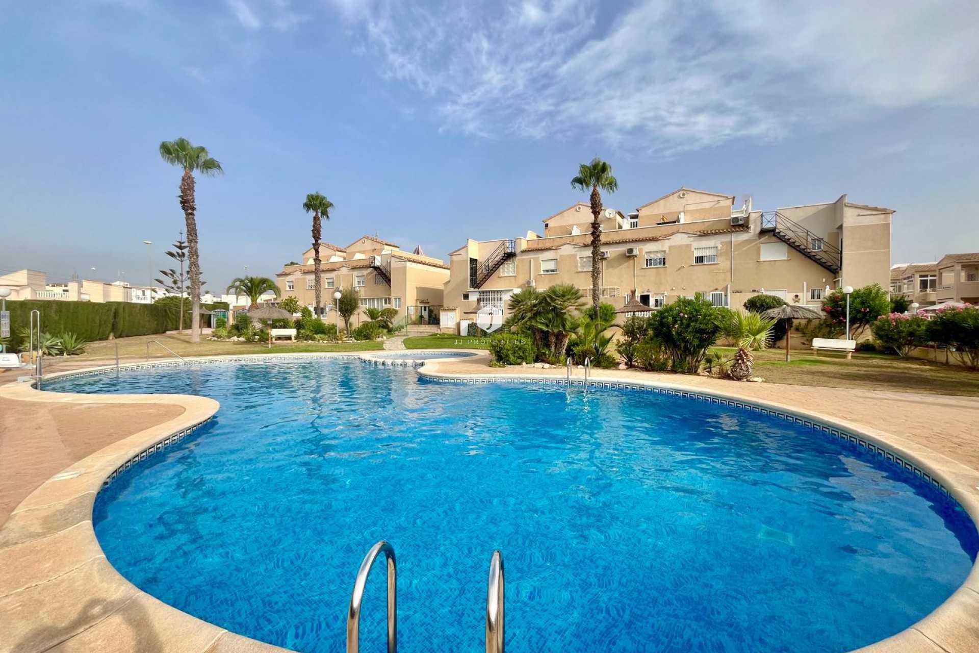 Aus zweiter Hand - Bungalow -
Orihuela Costa - La Chismosa