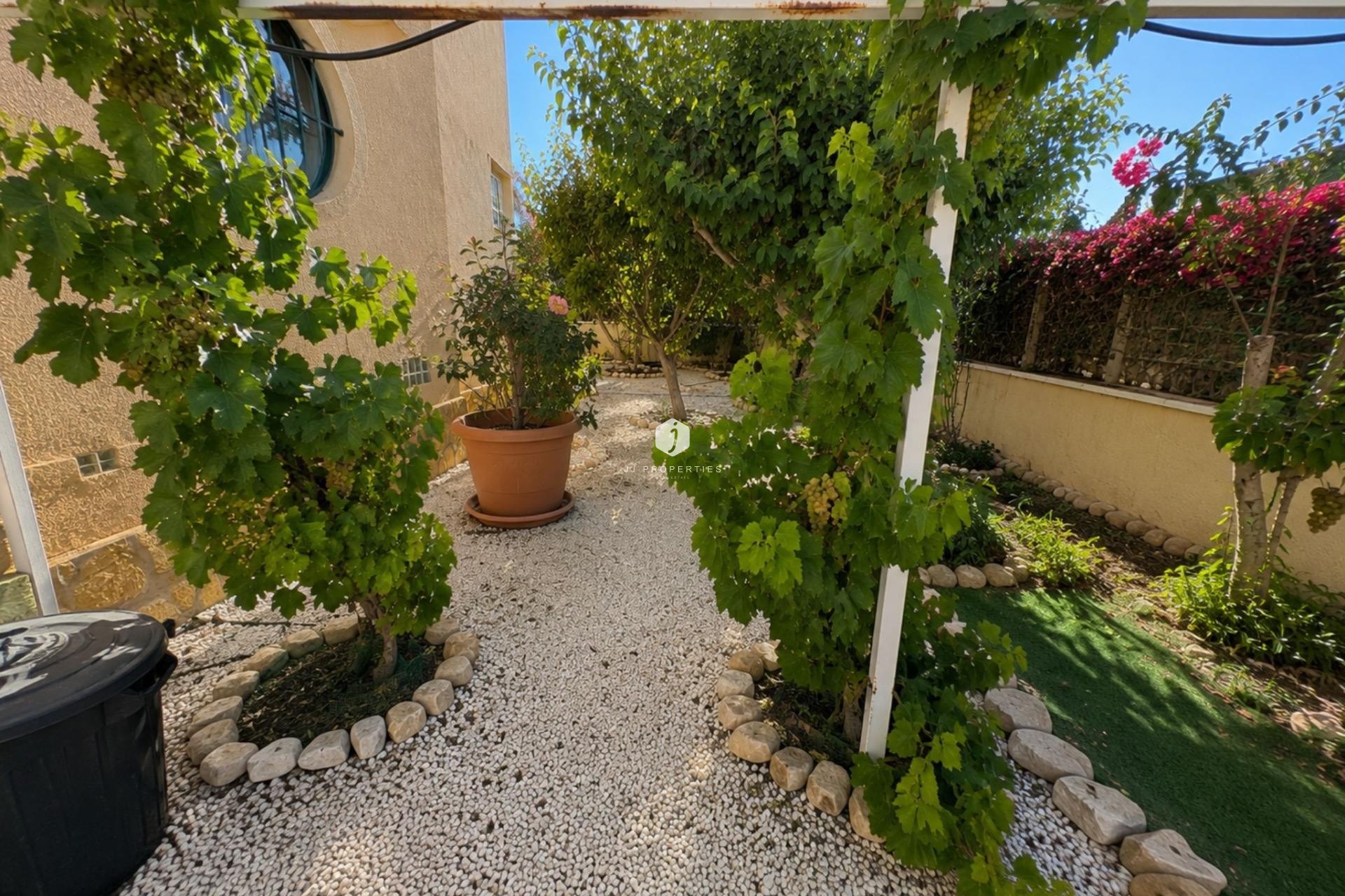 Aus zweiter Hand - Bungalow -
Orihuela Costa - Lomas de Cabo Roig