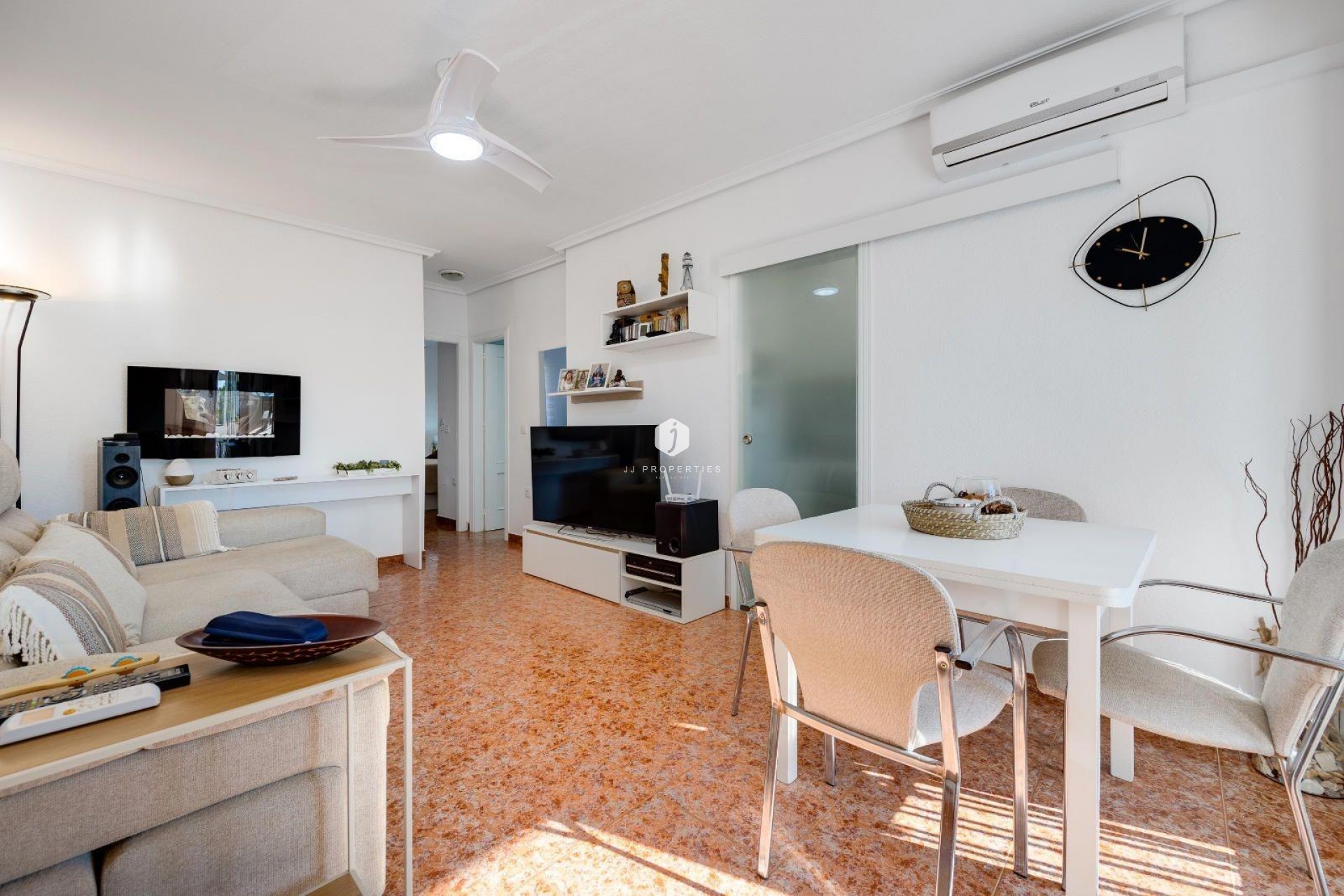 Aus zweiter Hand - Bungalow -
Orihuela Costa - Los Altos