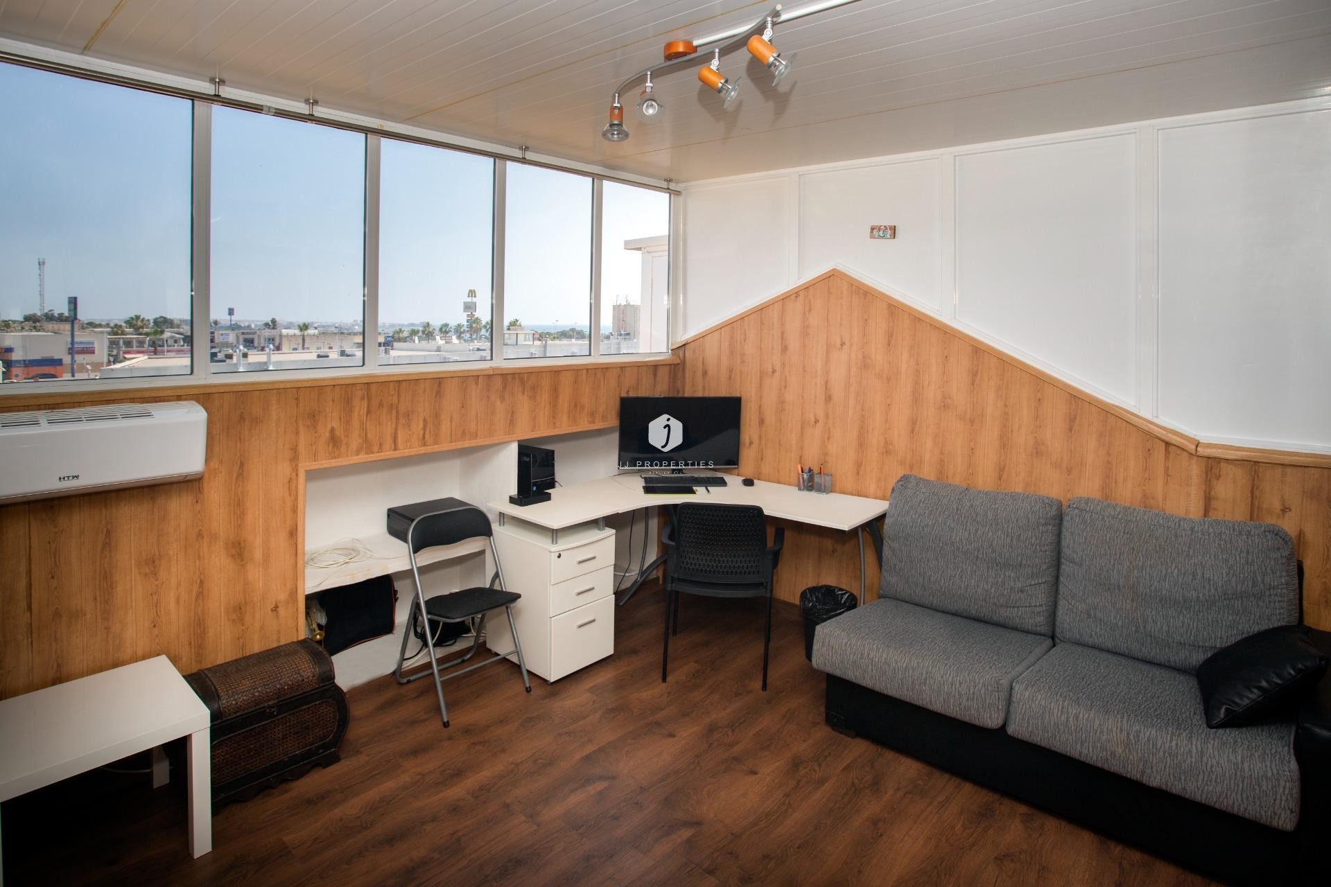 Aus zweiter Hand - Bungalow -
Orihuela Costa - Punta Prima