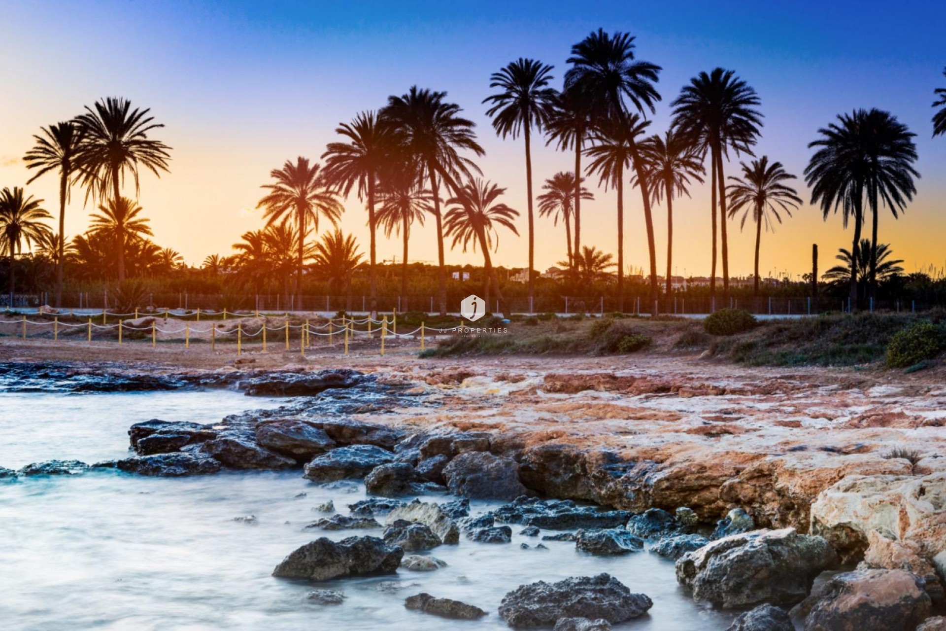 Aus zweiter Hand - Bungalow -
Orihuela Costa - Villamartín-las Filipinas