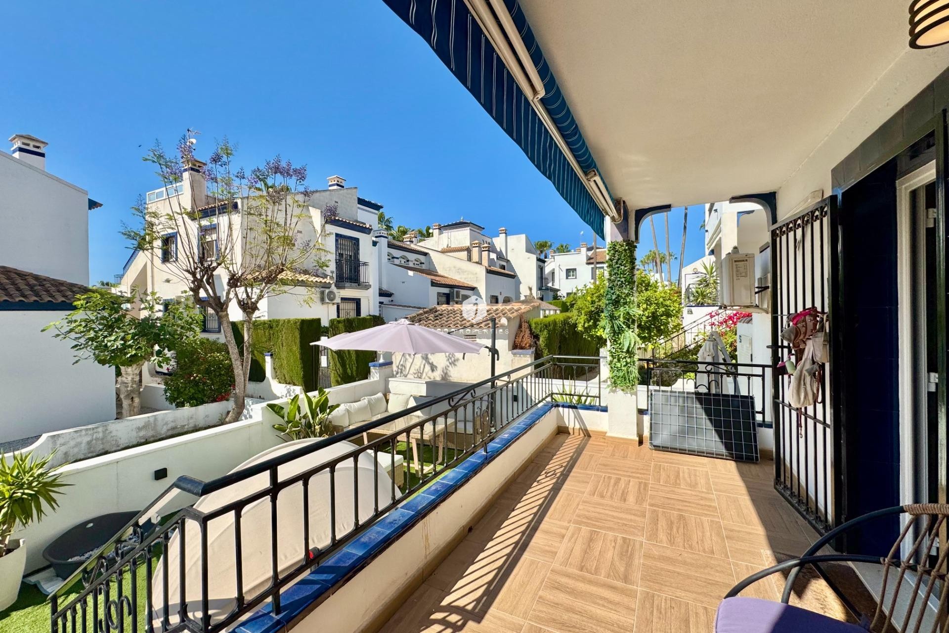 Aus zweiter Hand - Bungalow -
Orihuela Costa - Villamartín-las Filipinas