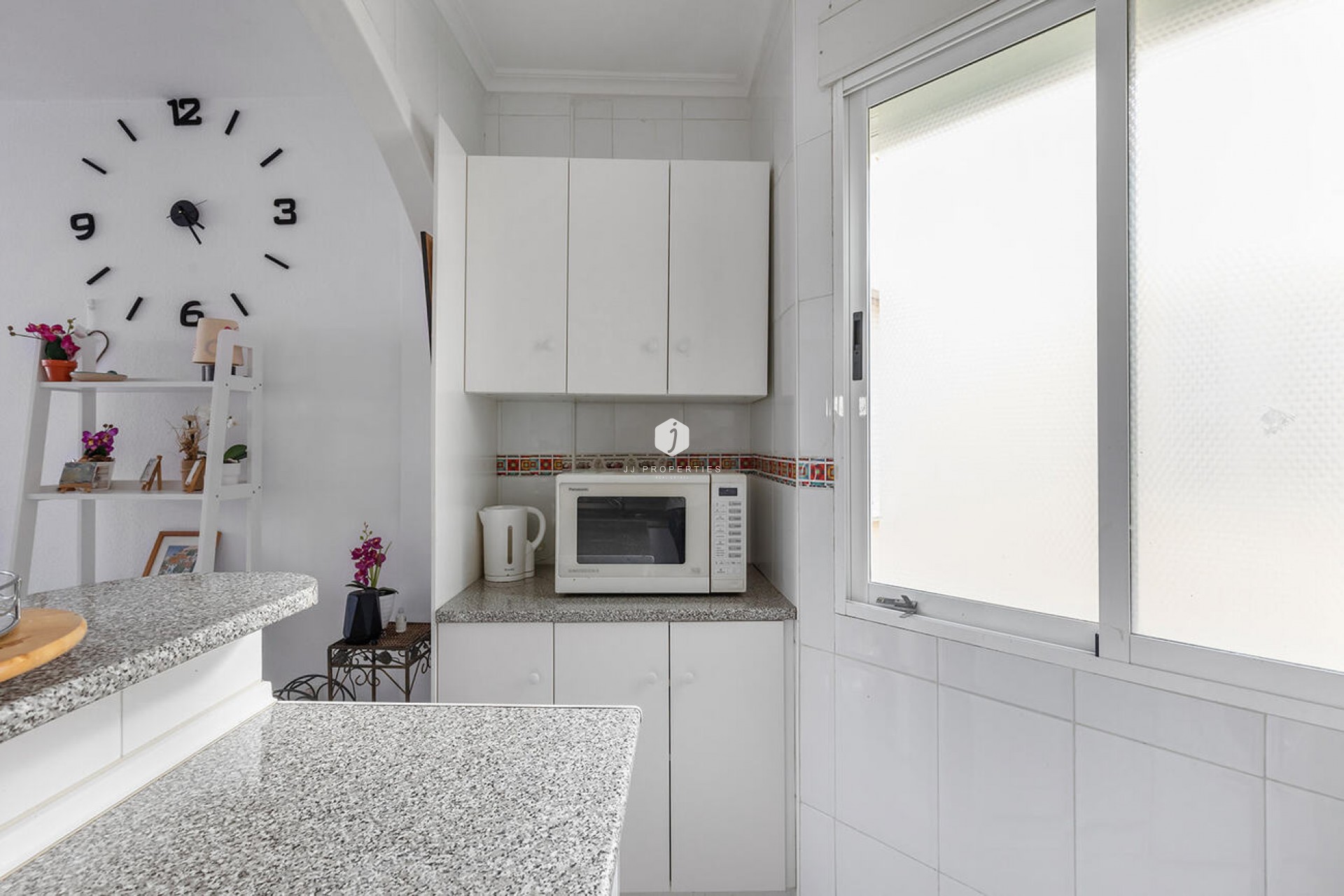 Aus zweiter Hand - Bungalow -
Orihuela Costa