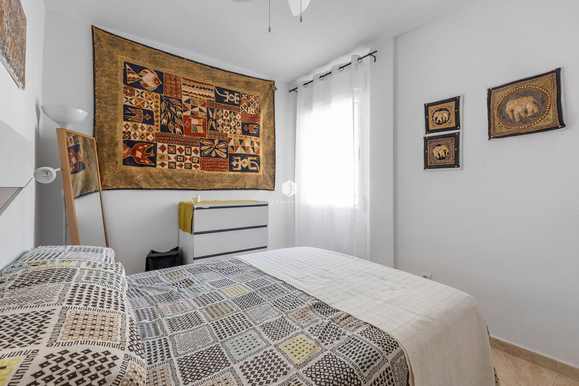 Aus zweiter Hand - Bungalow -
Orihuela Costa