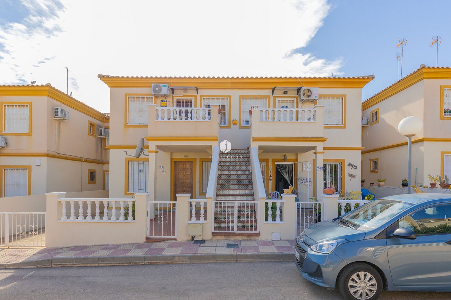 Aus zweiter Hand - Bungalow -
Orihuela Costa