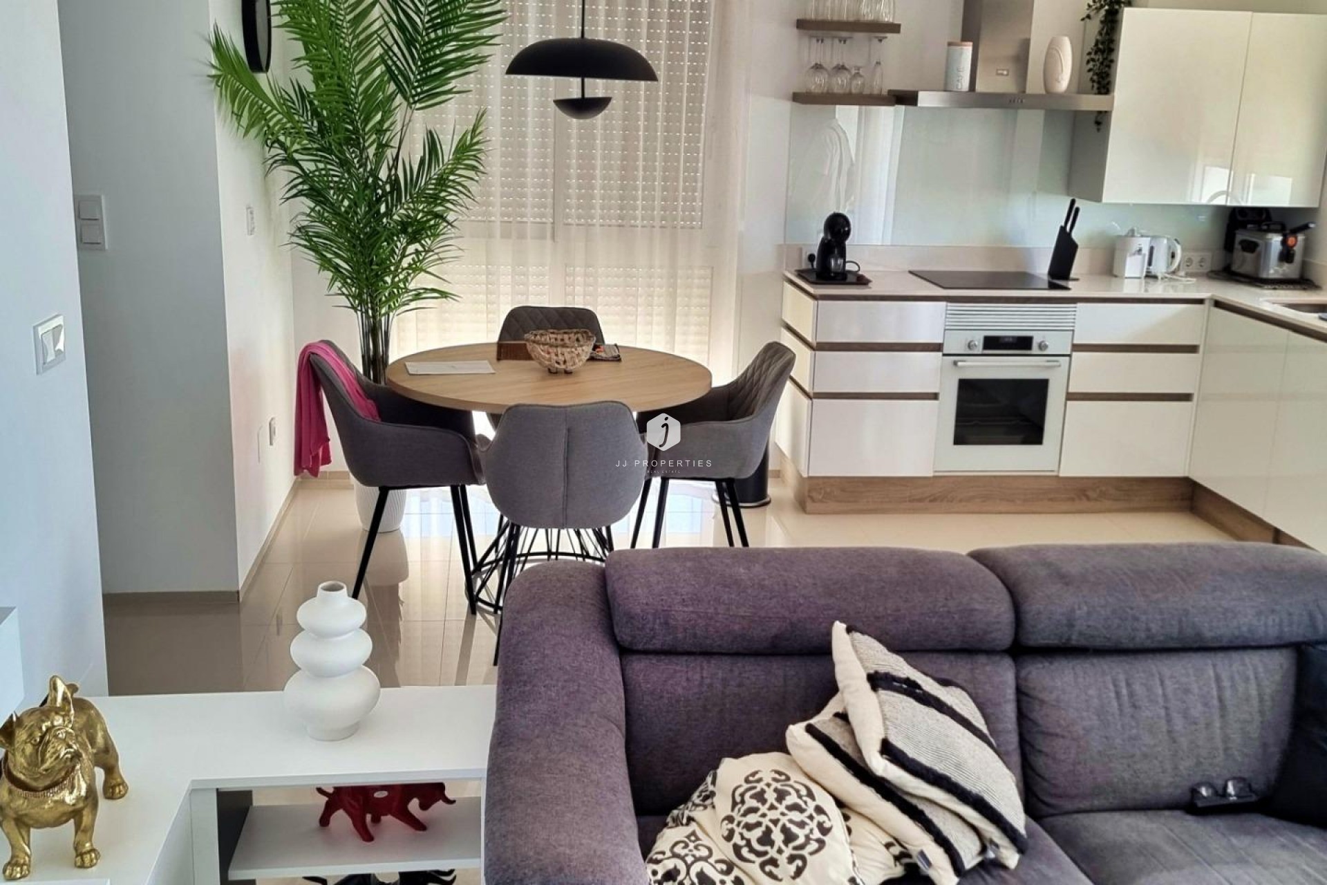 Aus zweiter Hand - Bungalow -
Rojales - Inland