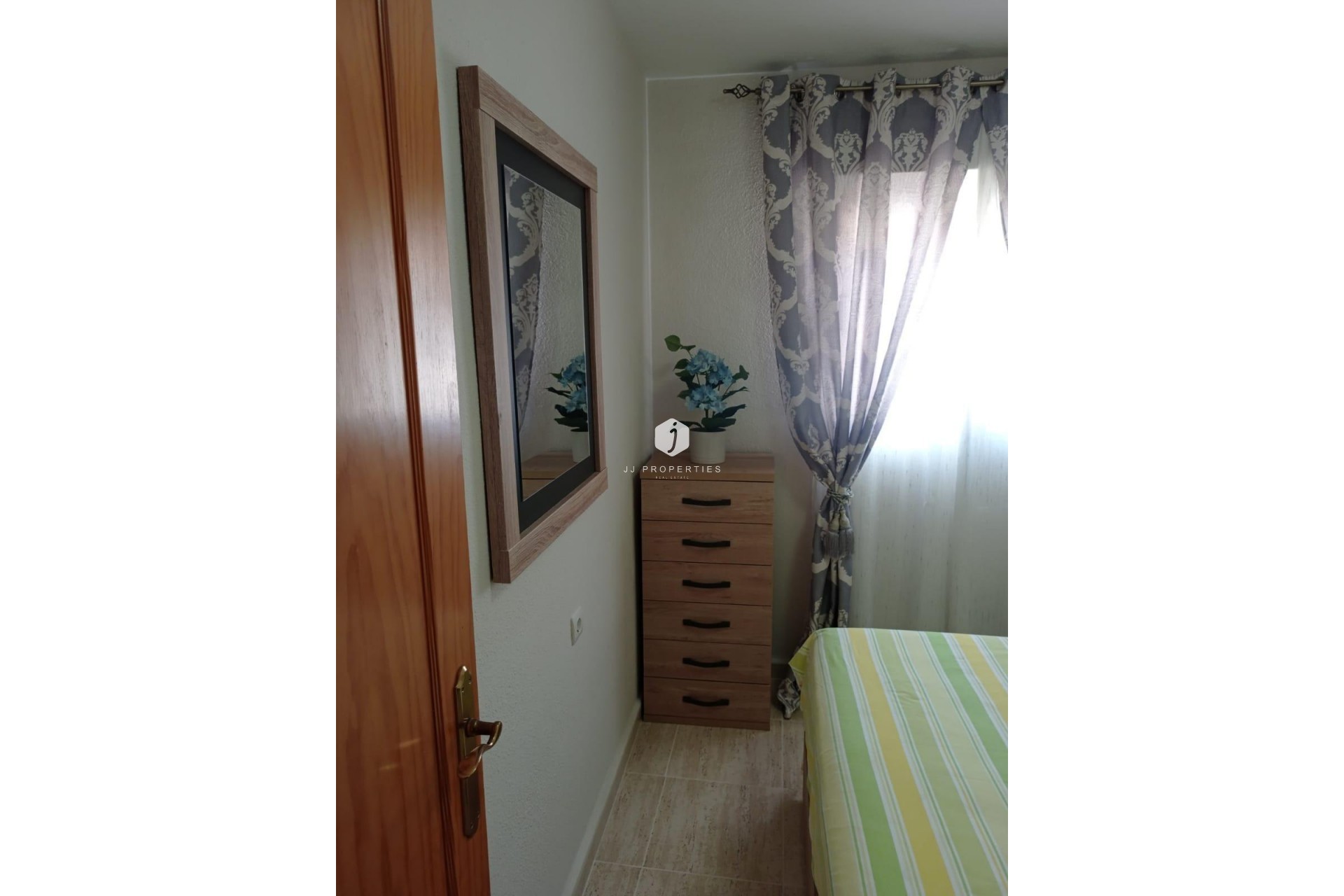 Aus zweiter Hand - Bungalow -
San Miguel de Salinas - Costa Blanca Sur