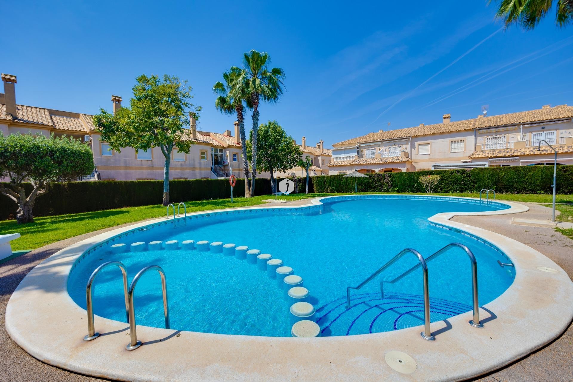 Aus zweiter Hand - Bungalow -
Torrevieja - aguas nuevas