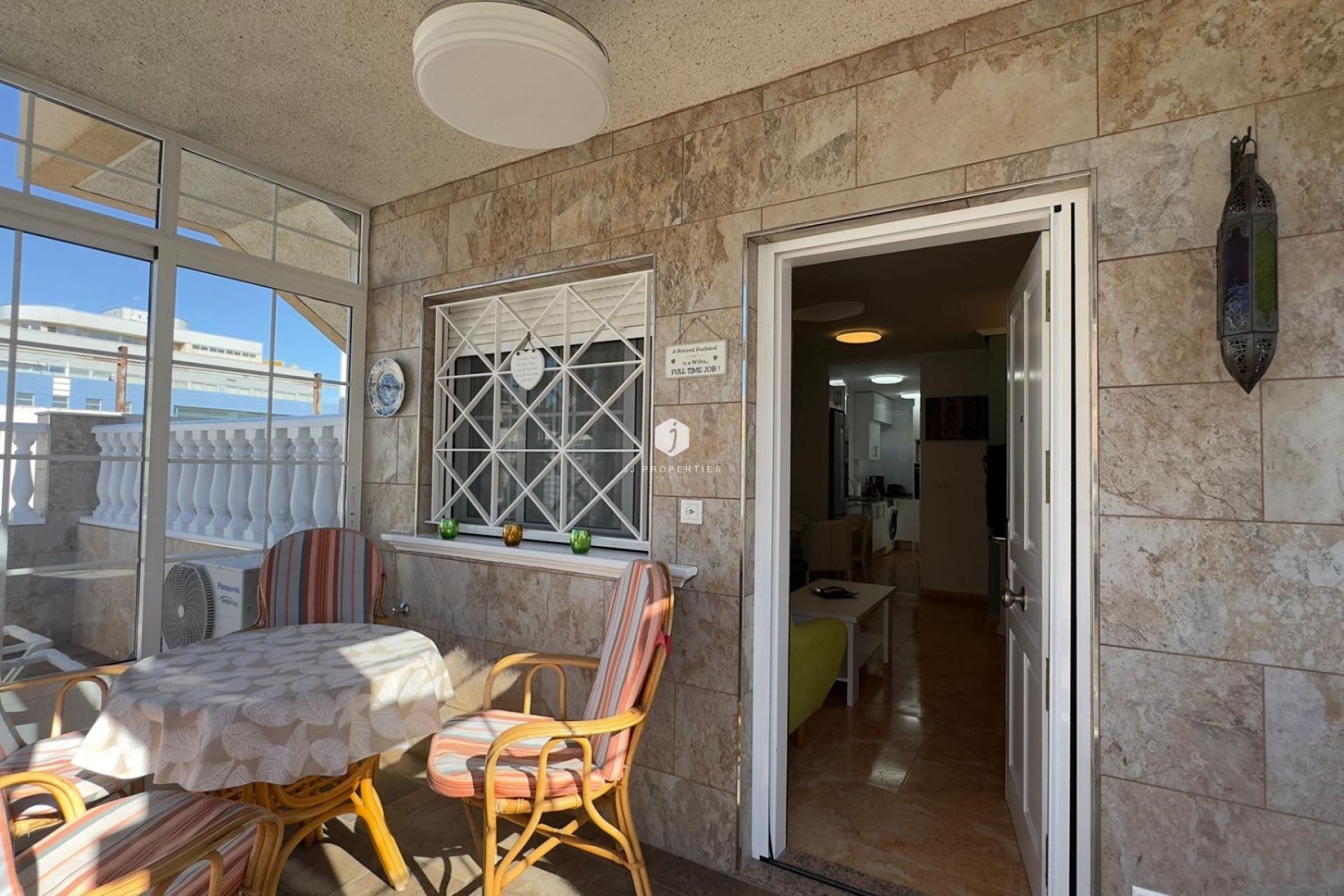 Aus zweiter Hand - Bungalow -
Torrevieja - Centro