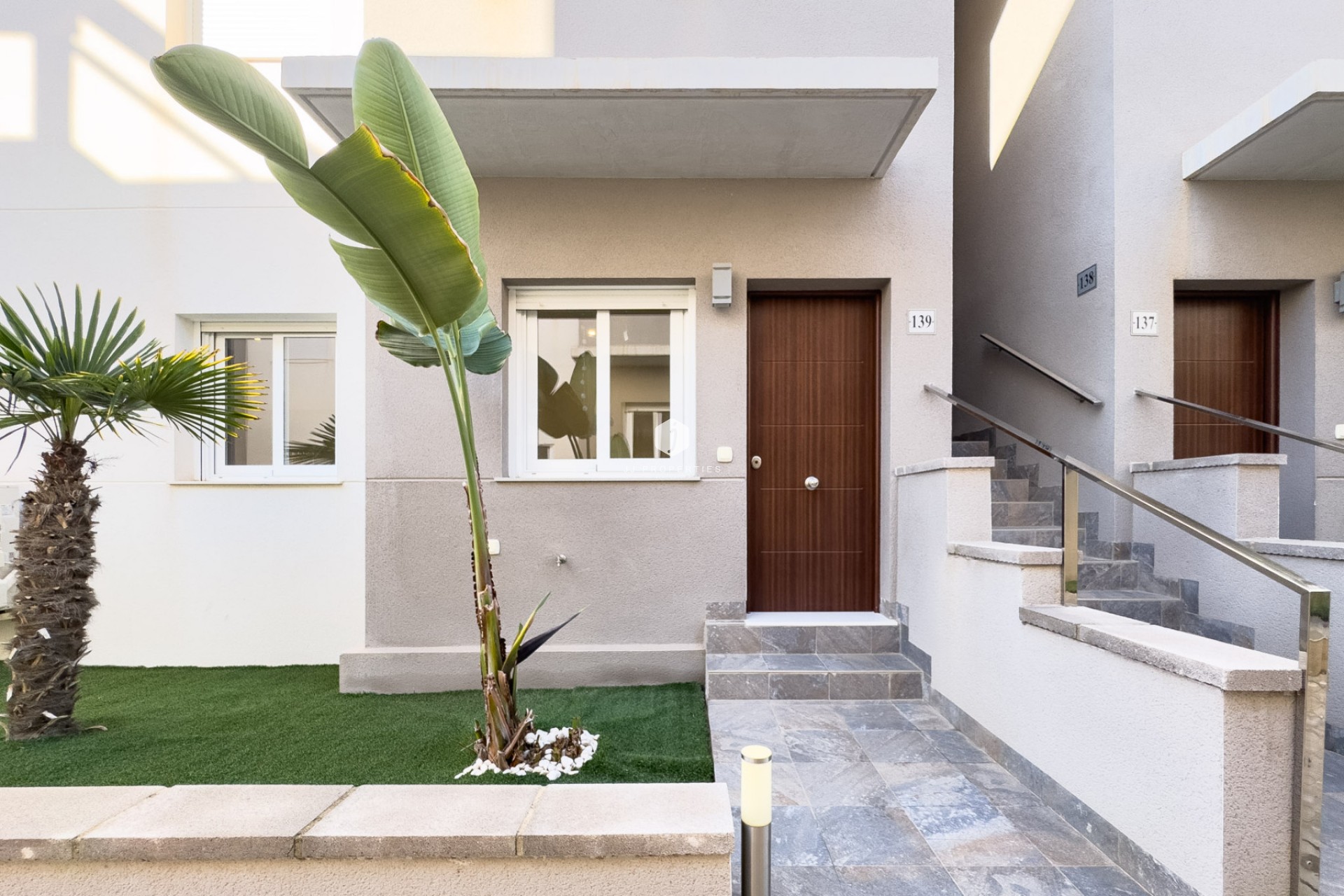 Aus zweiter Hand - Bungalow -
Torrevieja - Costa Blanca