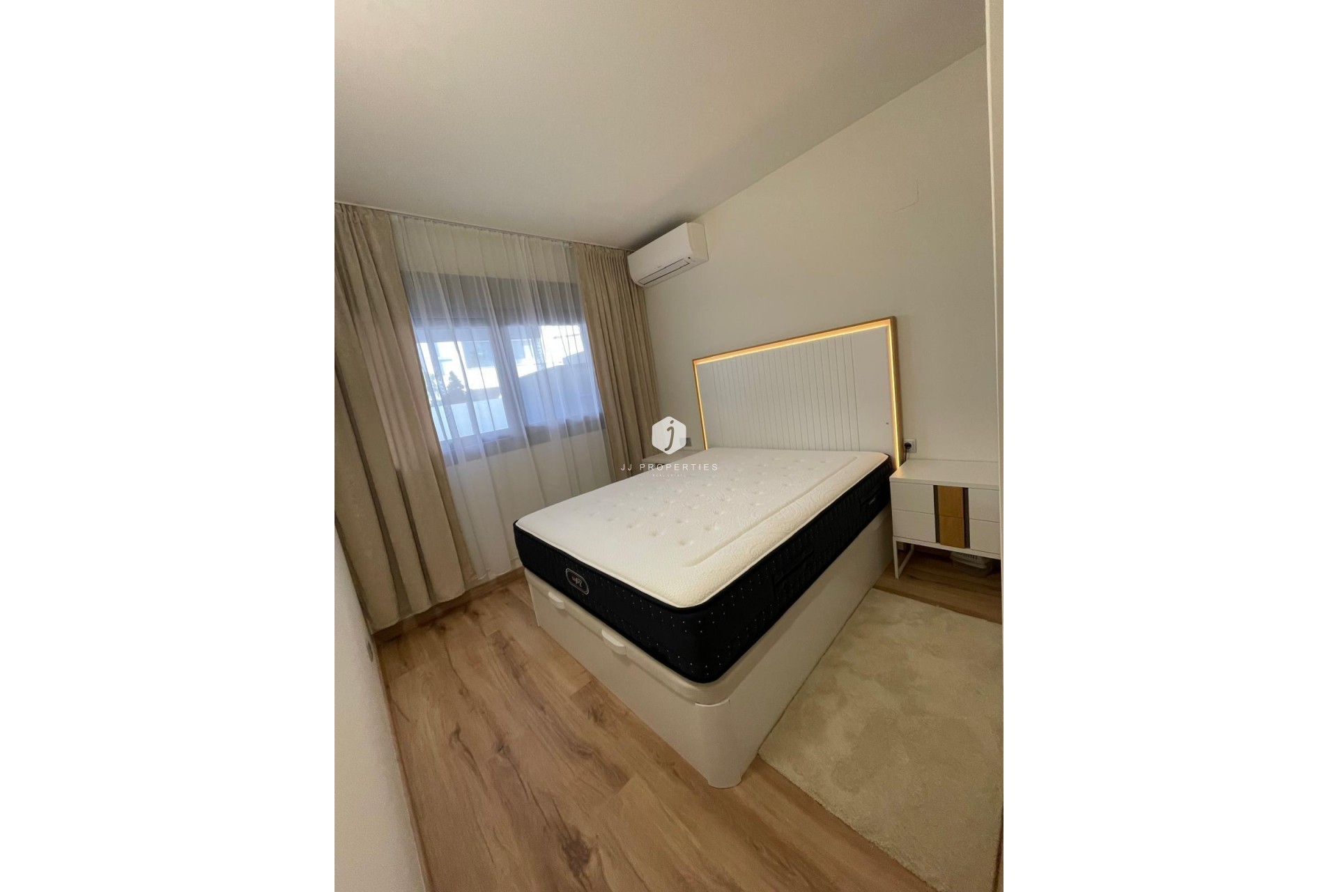 Aus zweiter Hand - Bungalow -
Torrevieja - Costa Blanca