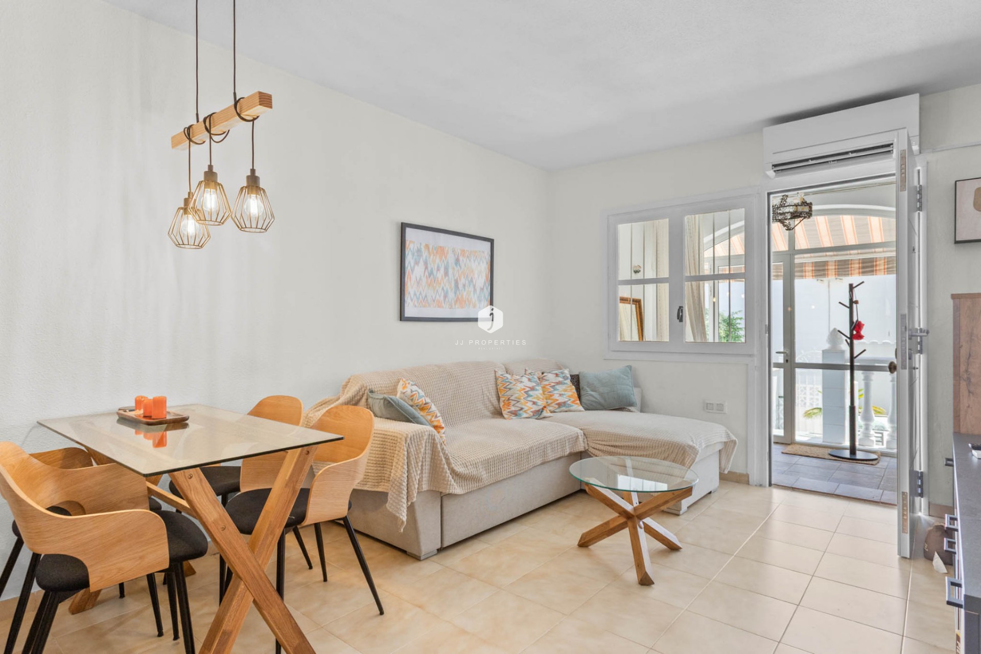 Aus zweiter Hand - Bungalow -
Torrevieja - Costa Blanca