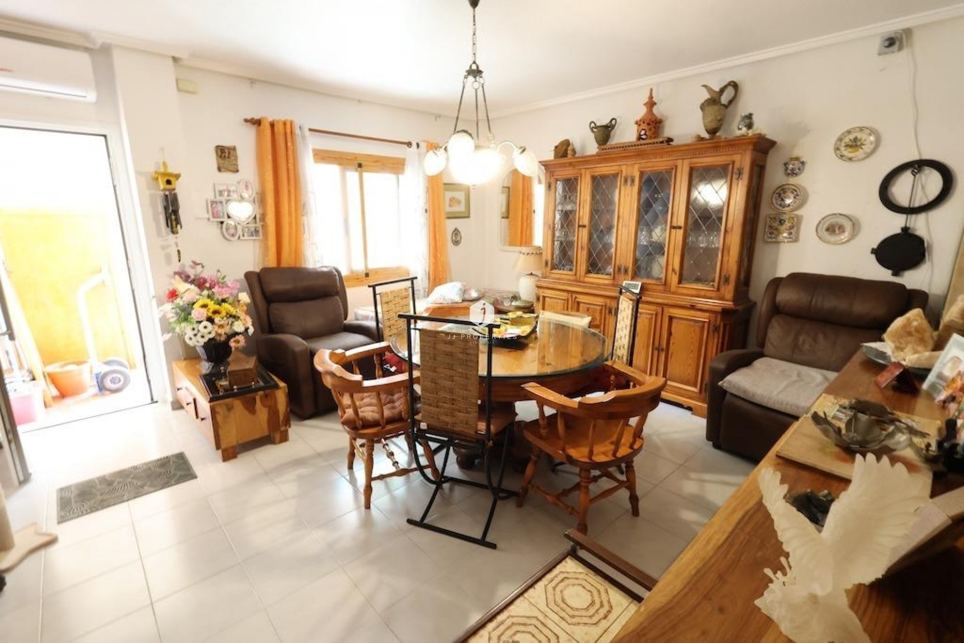 Aus zweiter Hand - Bungalow -
Torrevieja - Costa Blanca