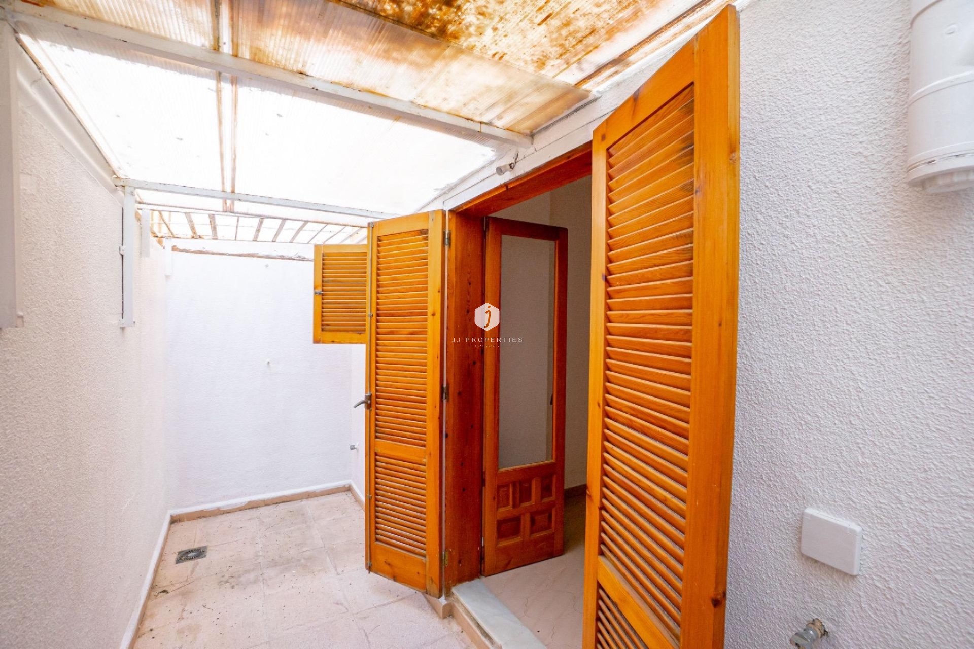 Aus zweiter Hand - Bungalow -
Torrevieja - El chaparral