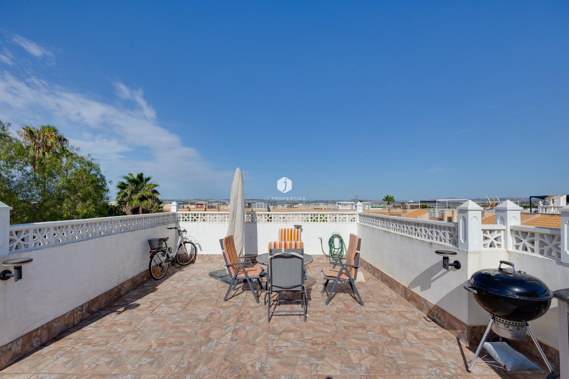 Aus zweiter Hand - Bungalow -
Torrevieja - El chaparral