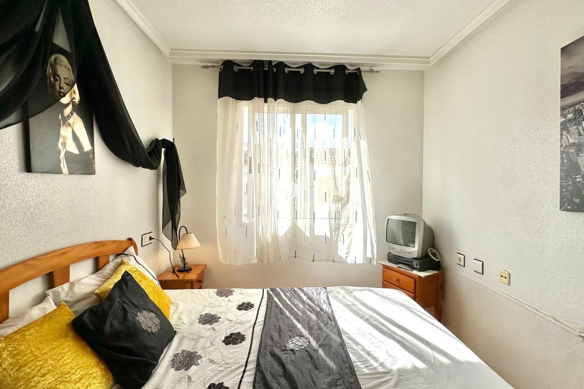 Aus zweiter Hand - Bungalow -
Torrevieja - El Limonar