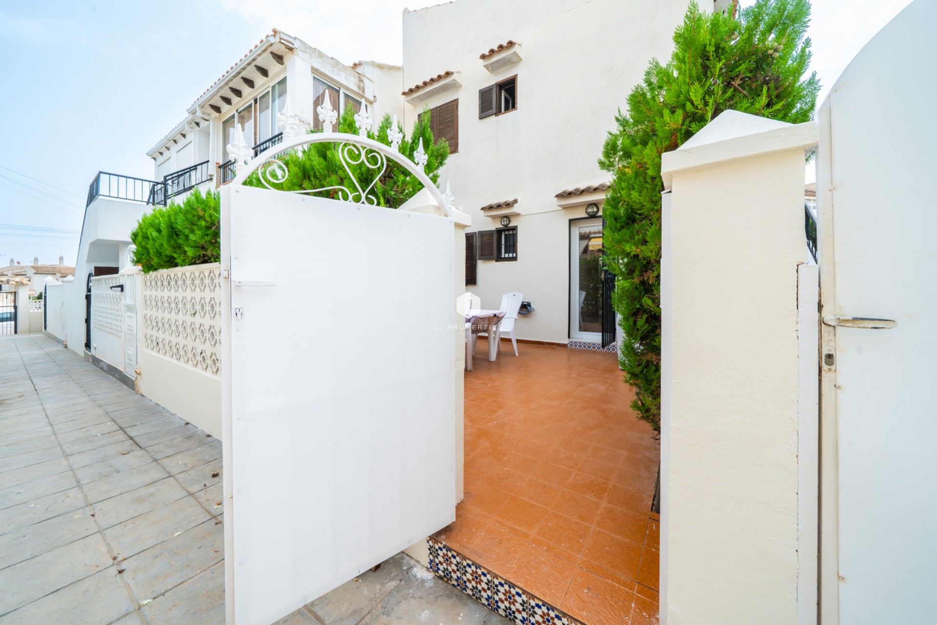 Aus zweiter Hand - Bungalow -
Torrevieja - La Mata