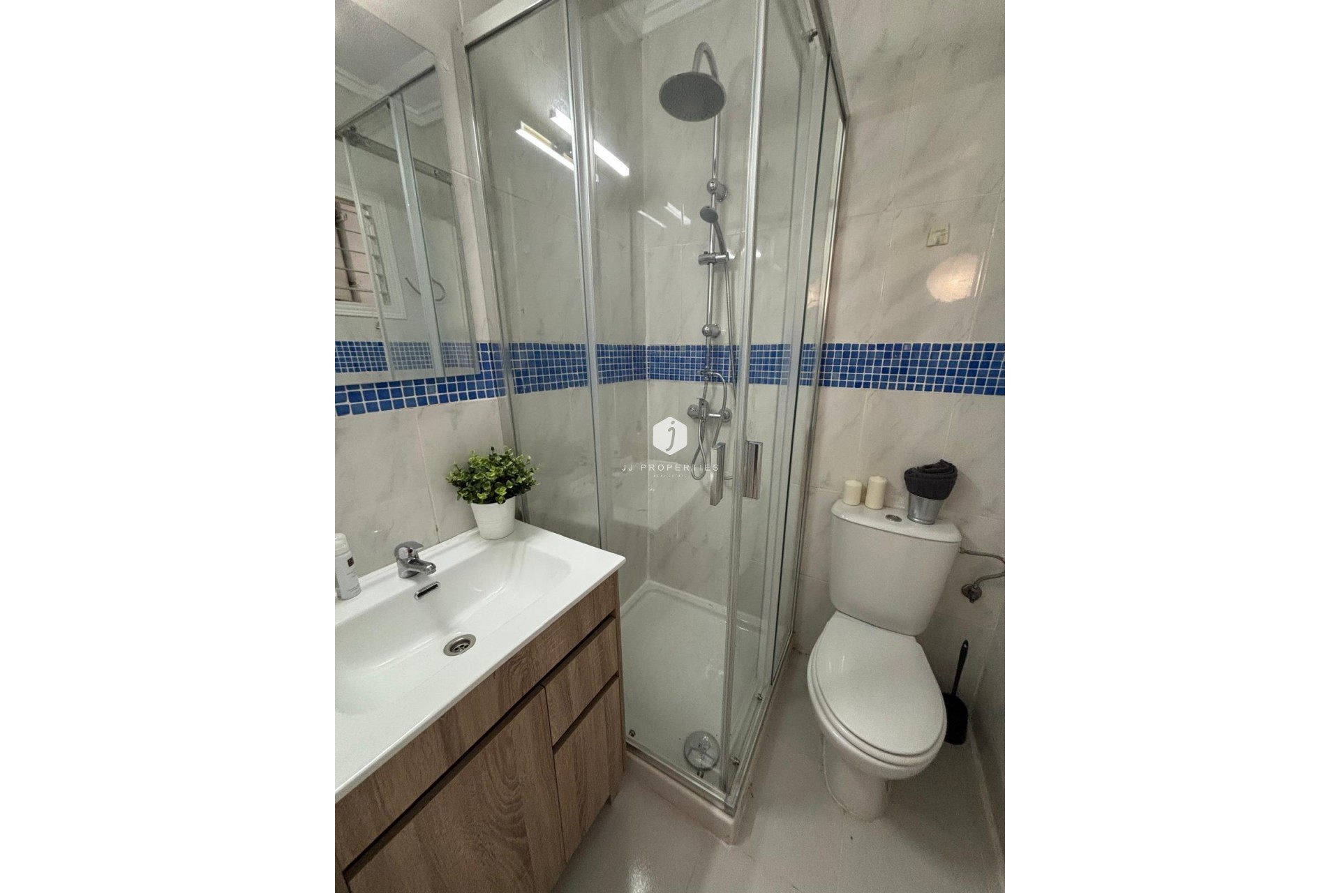 Aus zweiter Hand - Bungalow -
Torrevieja - La Siesta - El Salado - Torreta