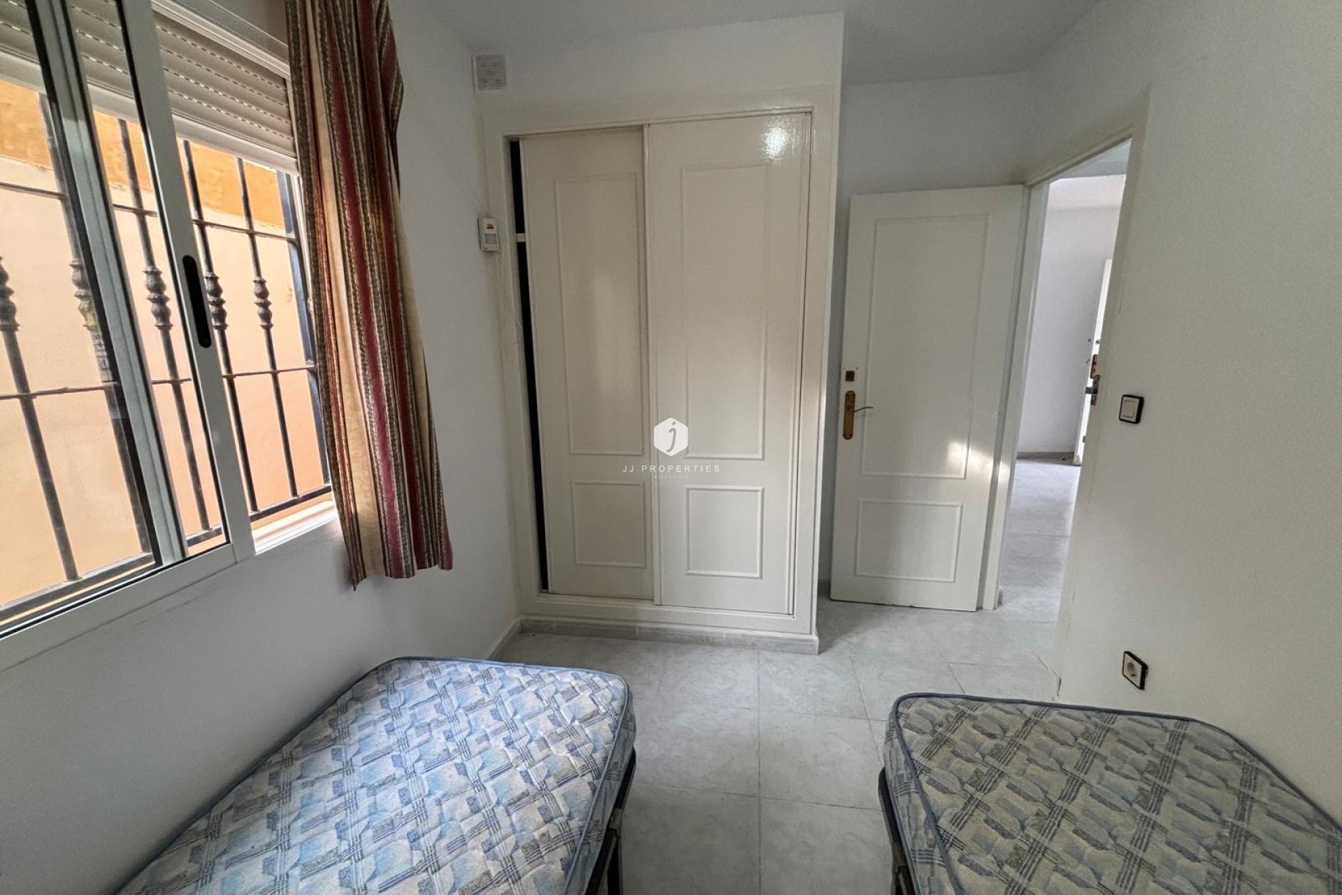 Aus zweiter Hand - Bungalow -
Torrevieja - La Siesta - El Salado - Torreta