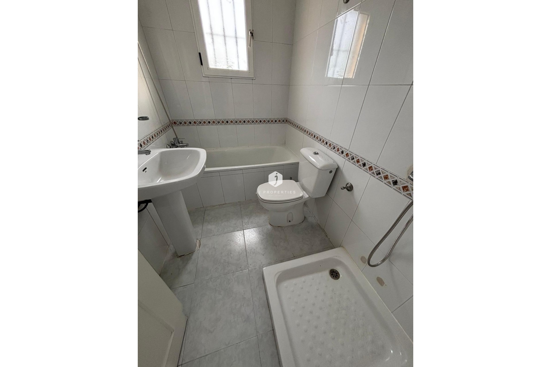 Aus zweiter Hand - Bungalow -
Torrevieja - La Siesta - El Salado - Torreta