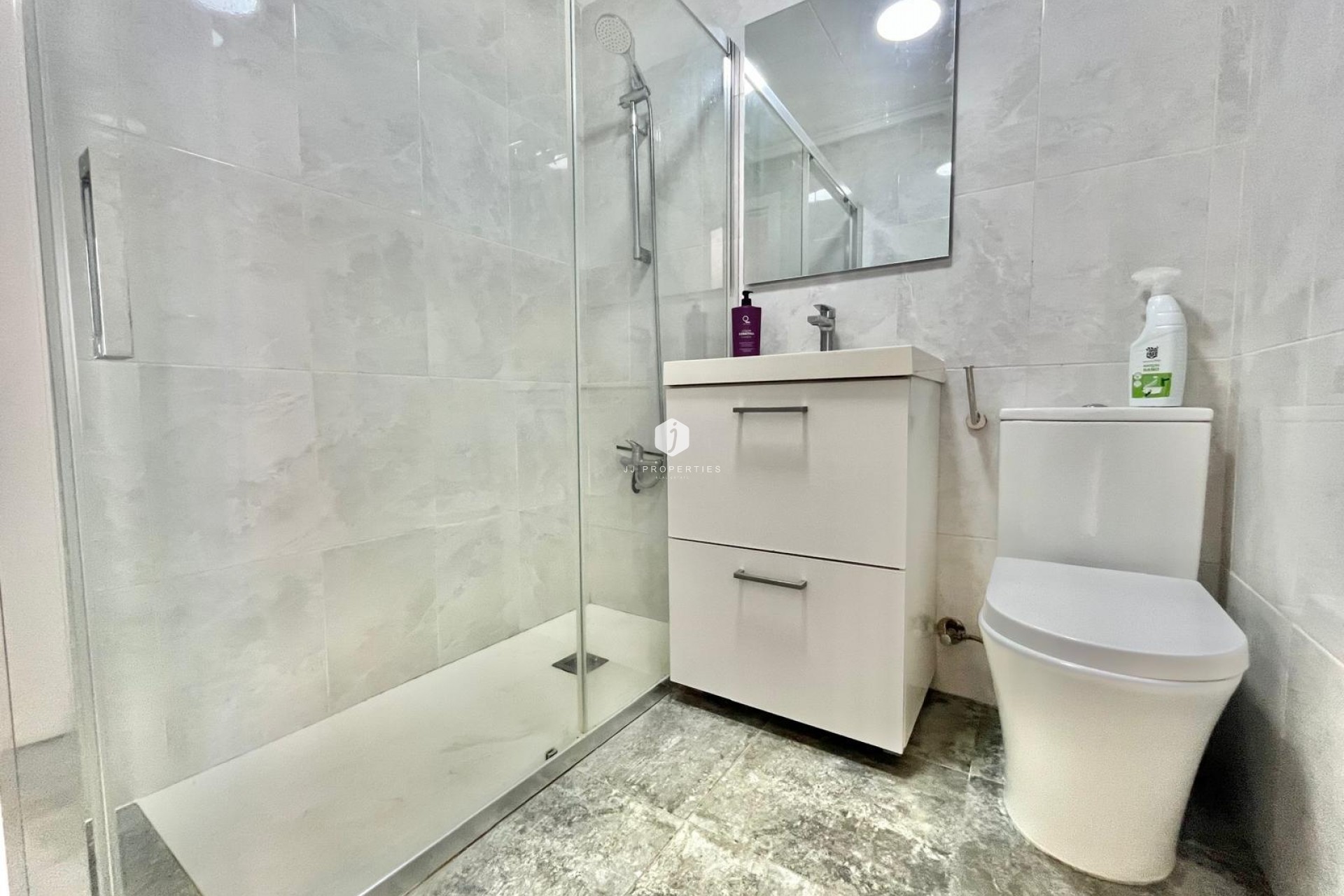 Aus zweiter Hand - Bungalow -
Torrevieja - La Siesta - El Salado - Torreta