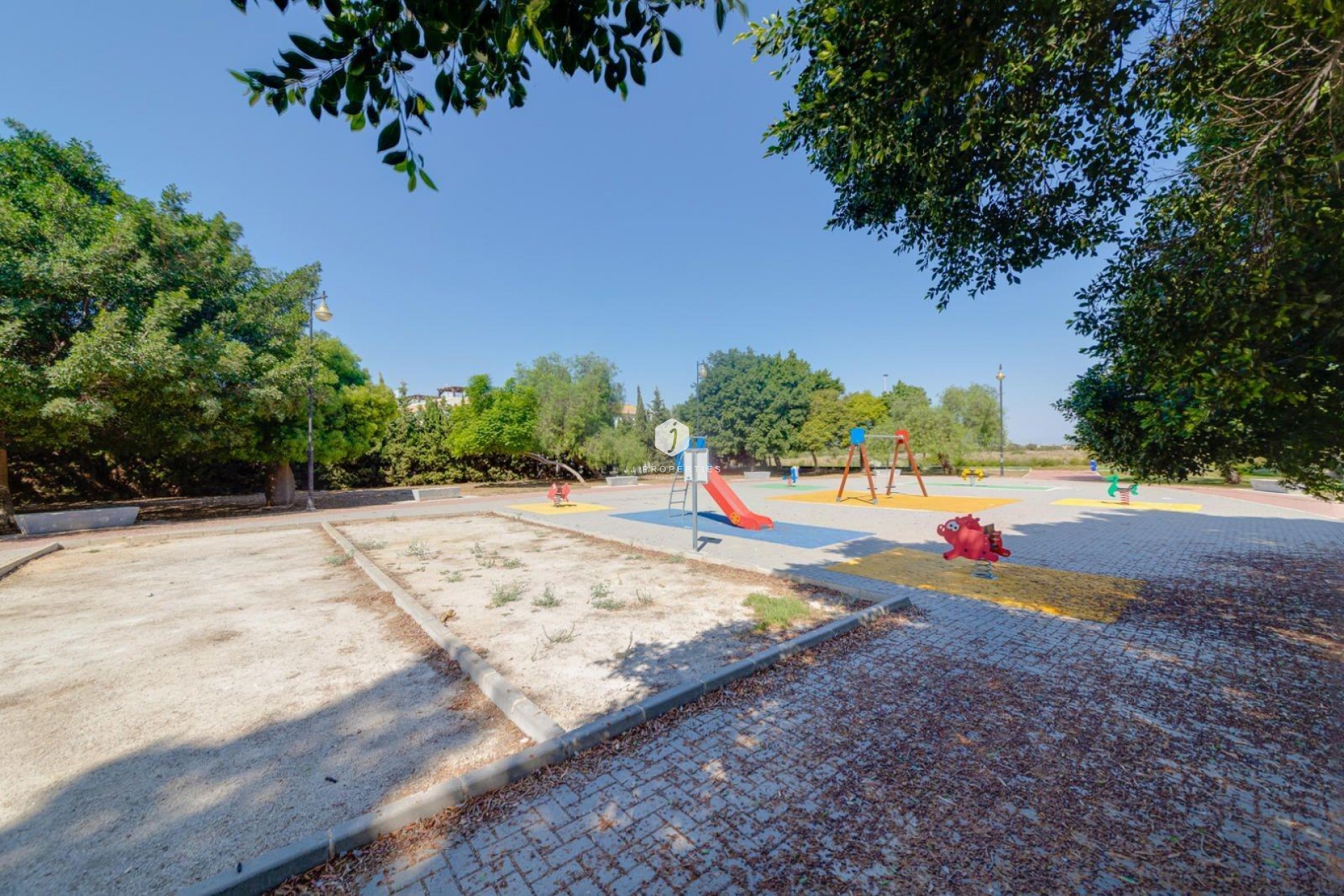 Aus zweiter Hand - Bungalow -
Torrevieja - La Siesta - El Salado - Torreta