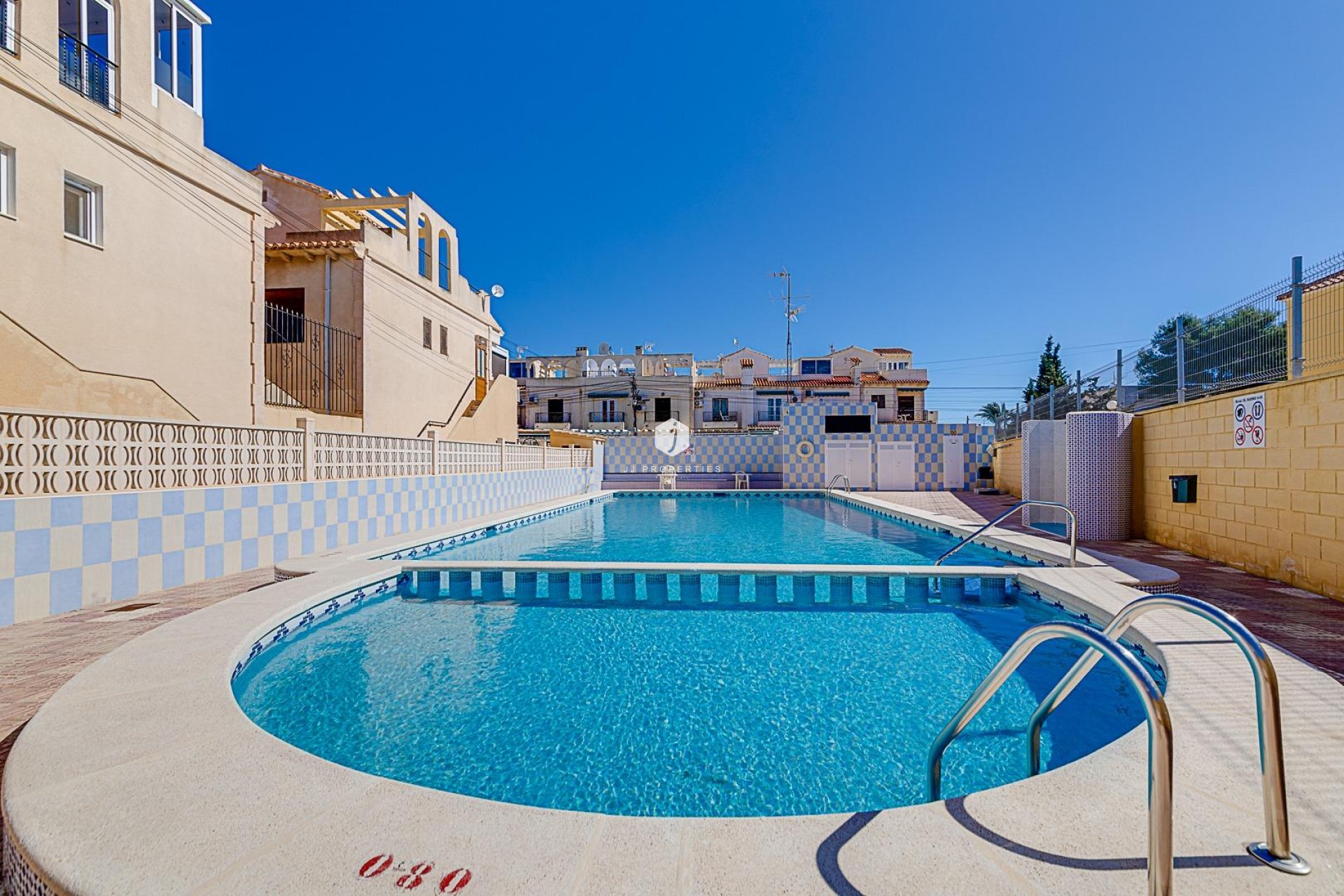 Aus zweiter Hand - Bungalow -
Torrevieja - La Siesta - El Salado - Torreta