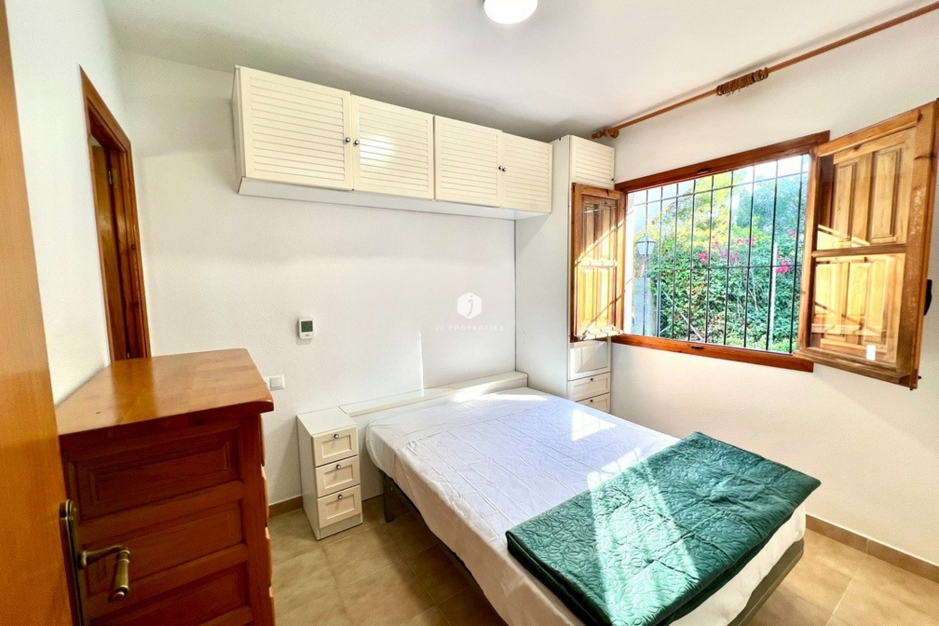 Aus zweiter Hand - Bungalow -
Torrevieja - Lago Jardin