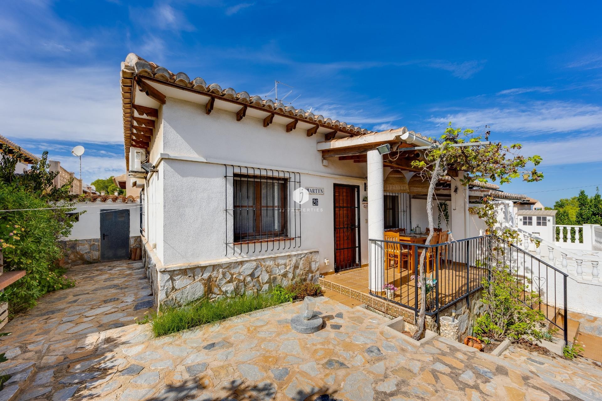 Aus zweiter Hand - Bungalow -
Torrevieja - Los Balcones