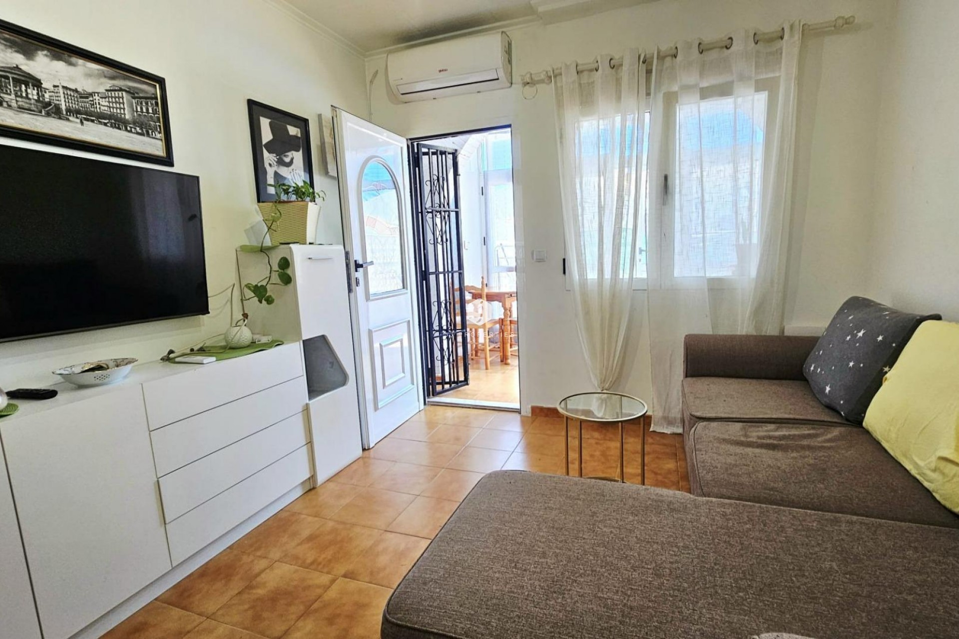 Aus zweiter Hand - Bungalow -
Torrevieja - Nueva Torrevieja
