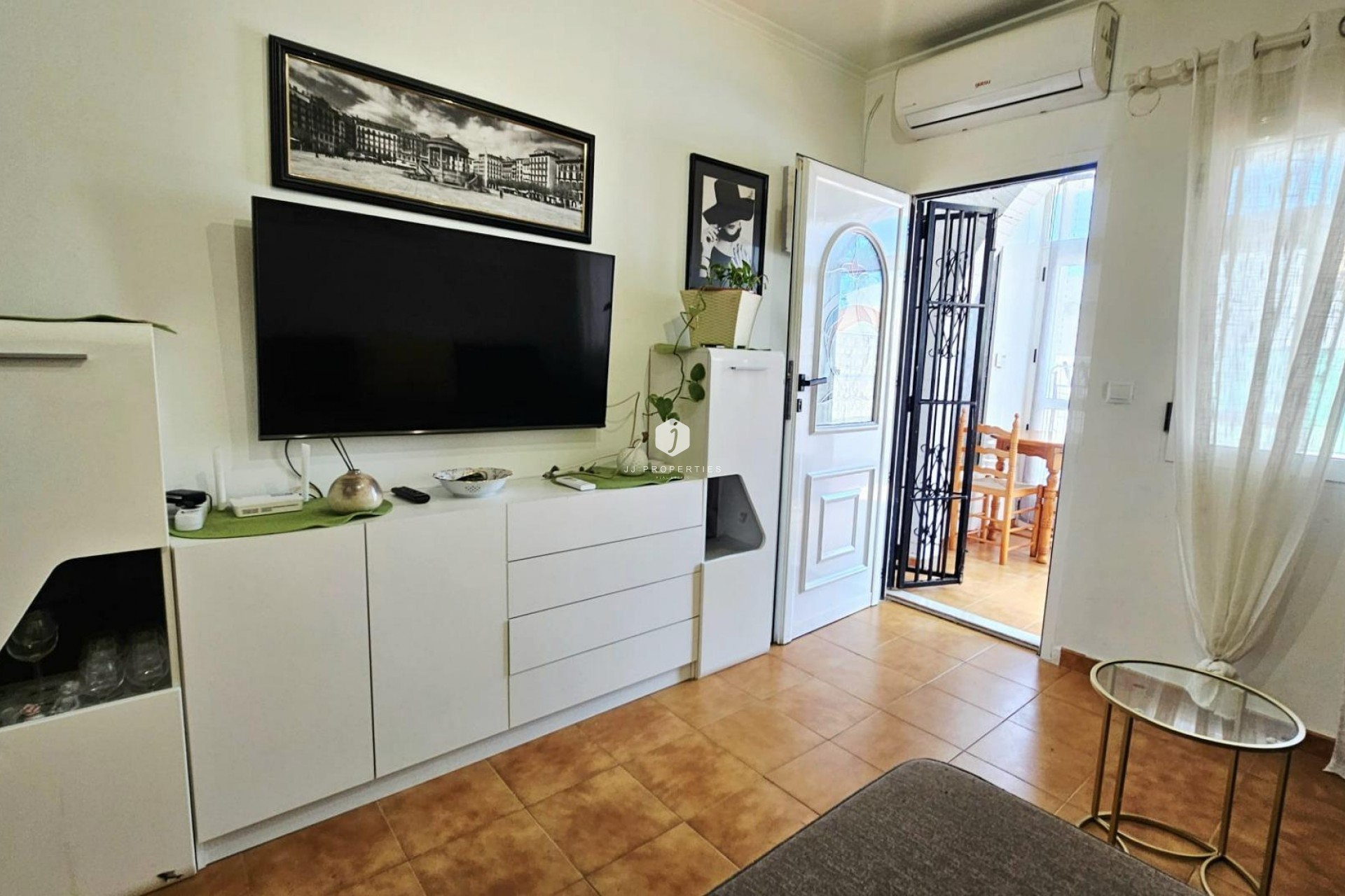 Aus zweiter Hand - Bungalow -
Torrevieja - Nueva Torrevieja