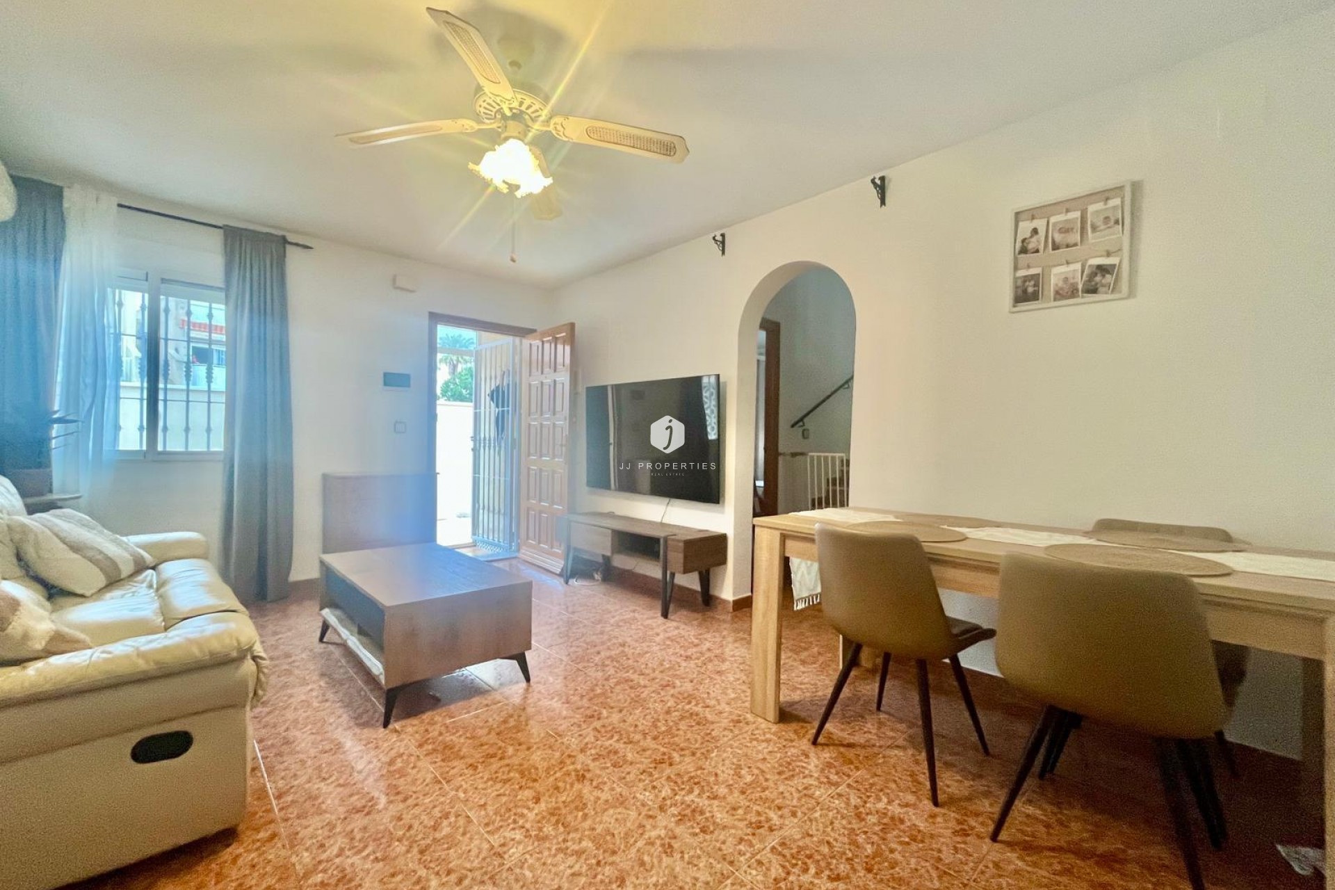 Aus zweiter Hand - Bungalow -
Torrevieja - Paraje Natural