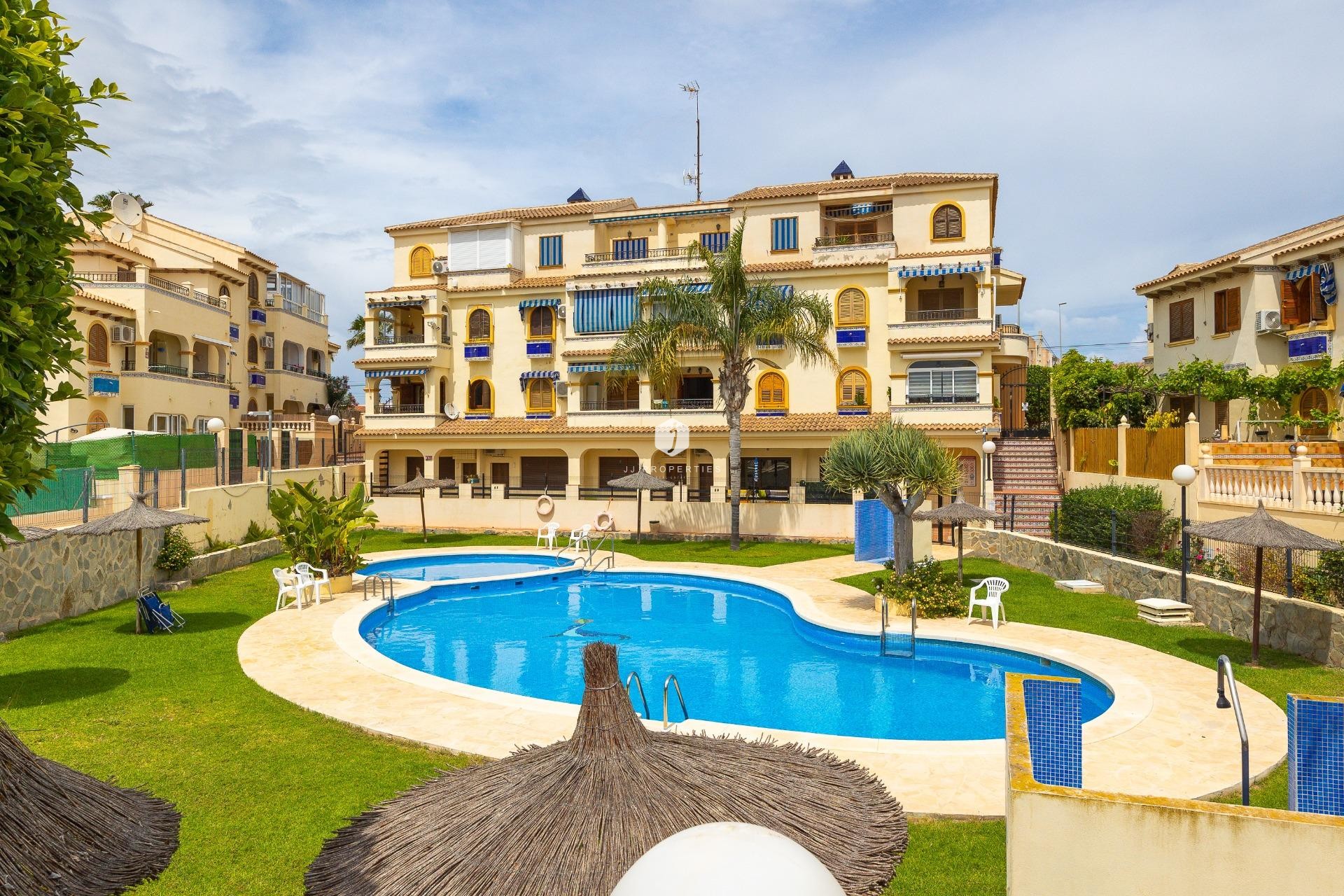 Aus zweiter Hand - Bungalow -
Torrevieja - Torre la mata