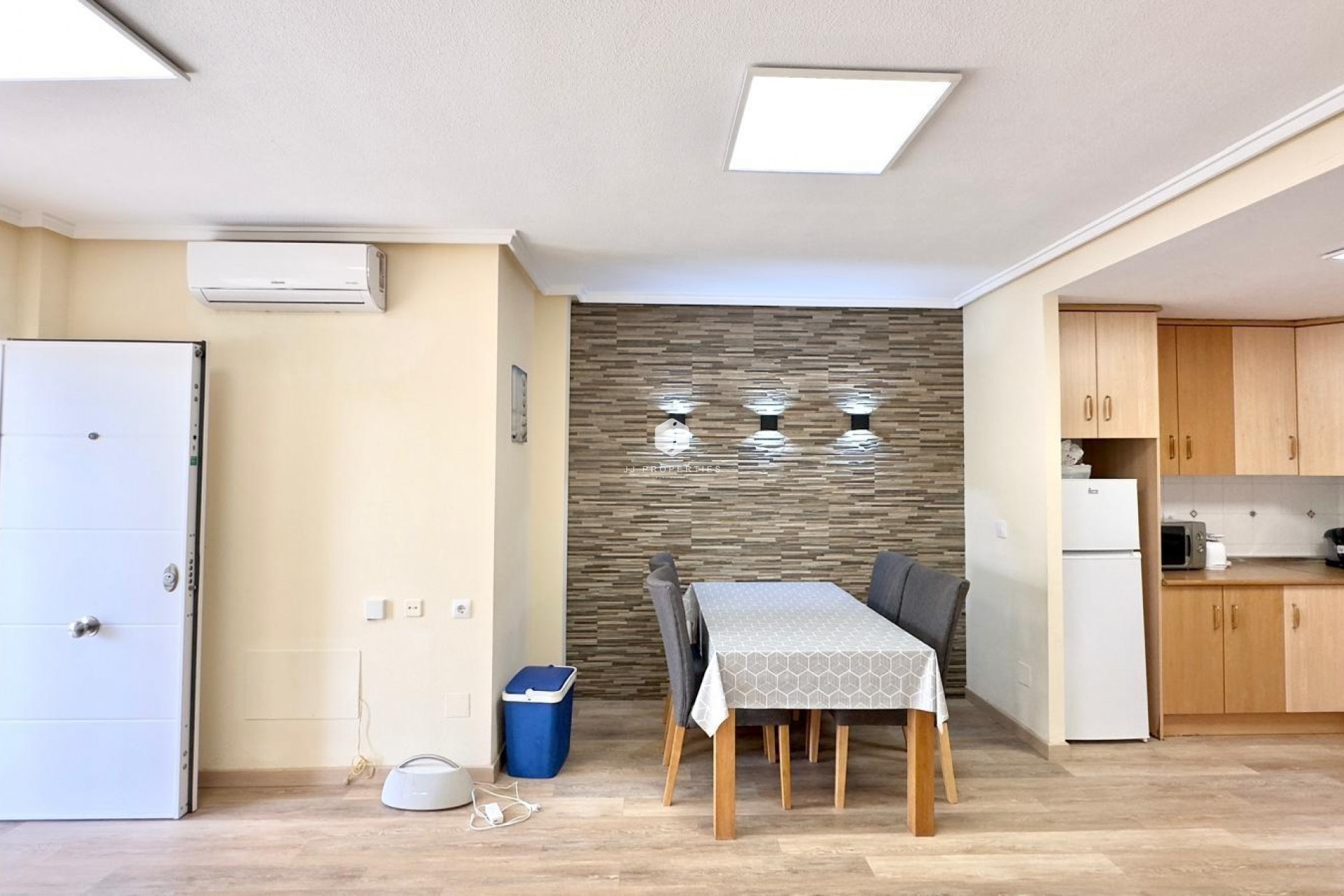 Aus zweiter Hand - Bungalow -
Torrevieja - Torreblanca