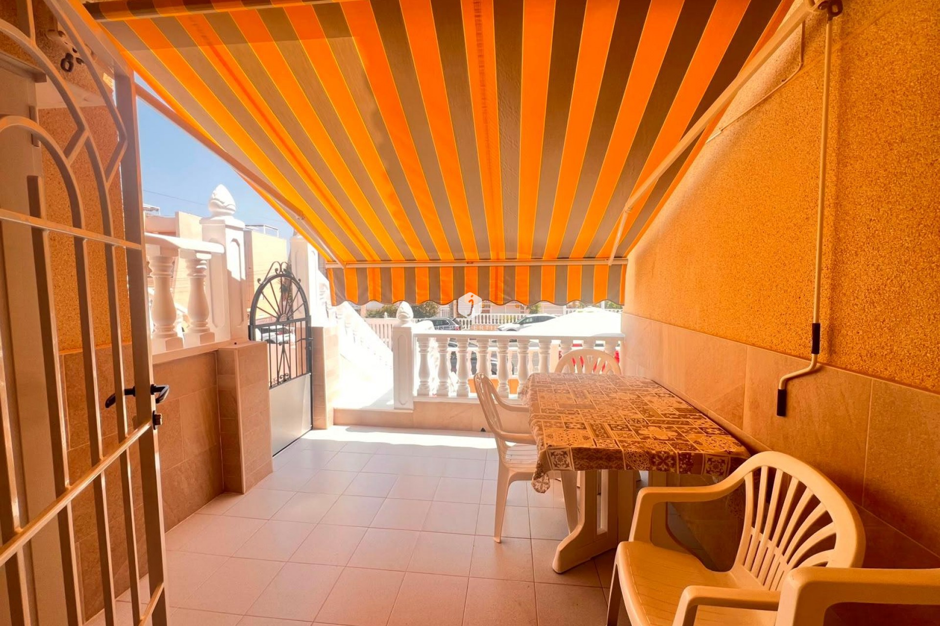 Aus zweiter Hand - Bungalow -
Torrevieja - Torrejón