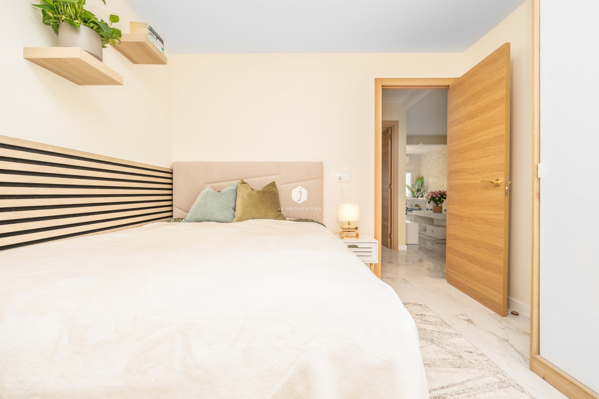 Aus zweiter Hand - Bungalow -
Torrevieja - Torreta