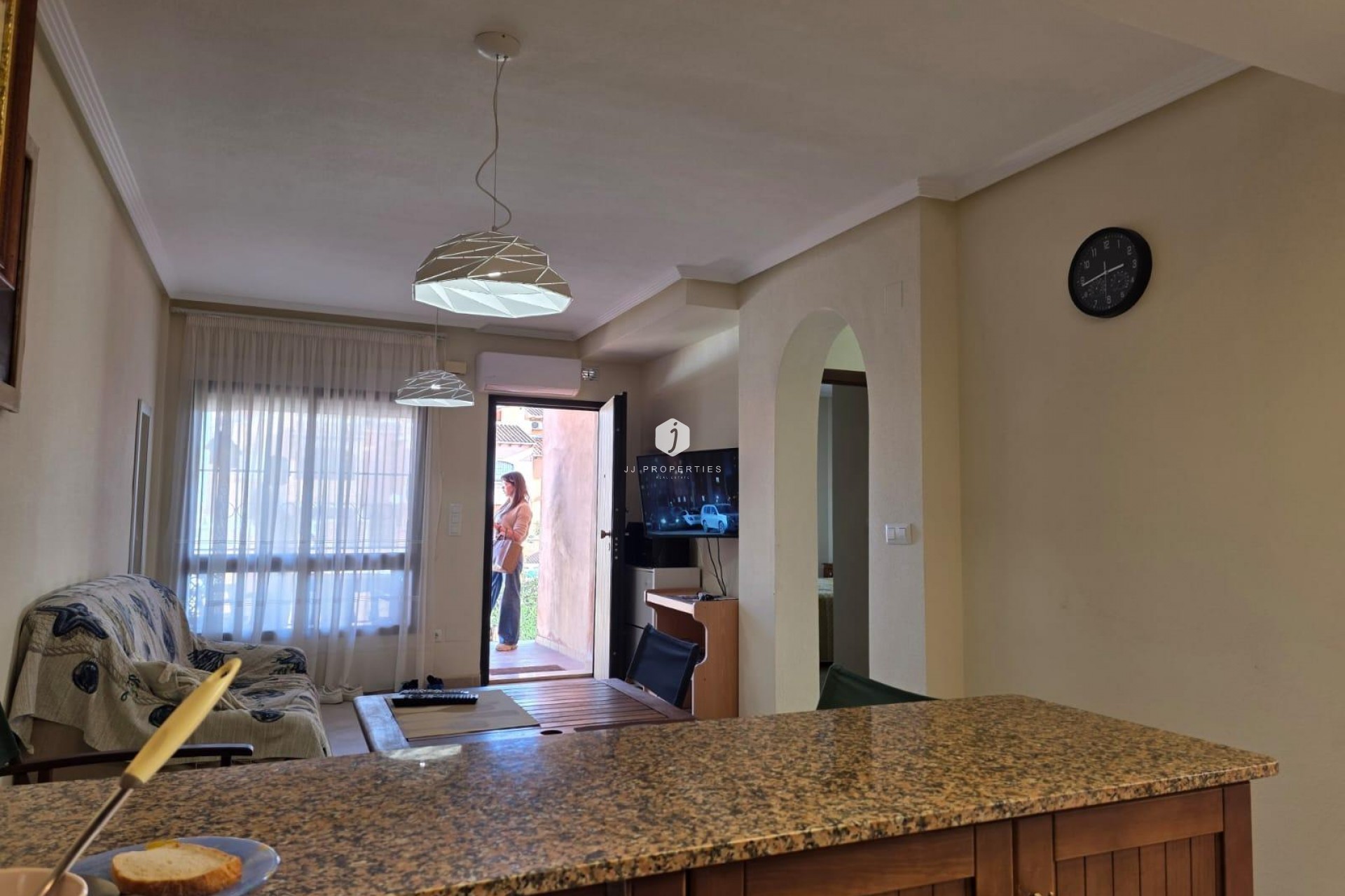 Aus zweiter Hand - Bungalow -
Torrevieja - Zona Los Frutales