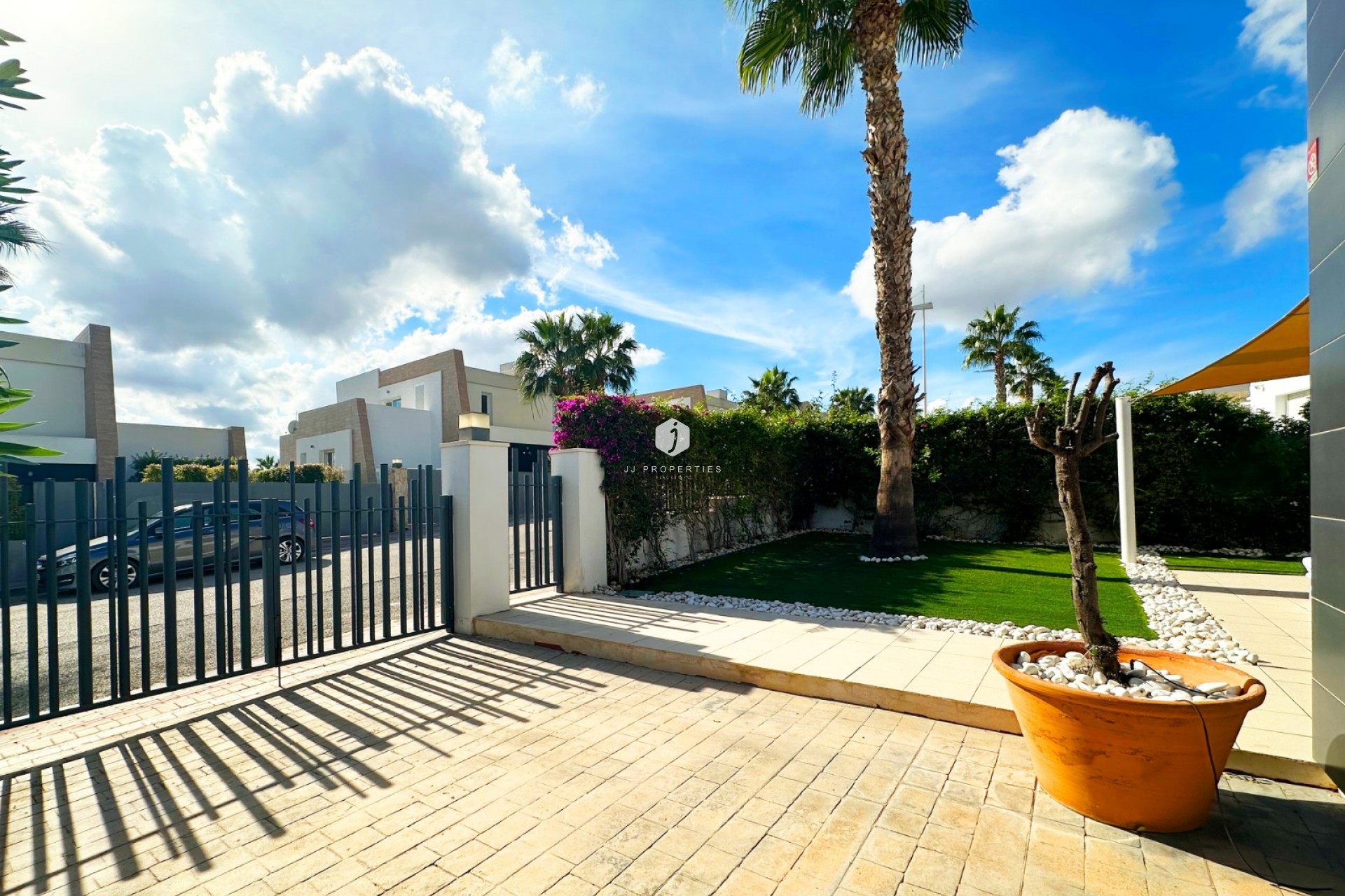 Aus zweiter Hand - Chalet -
Algorfa - Inland