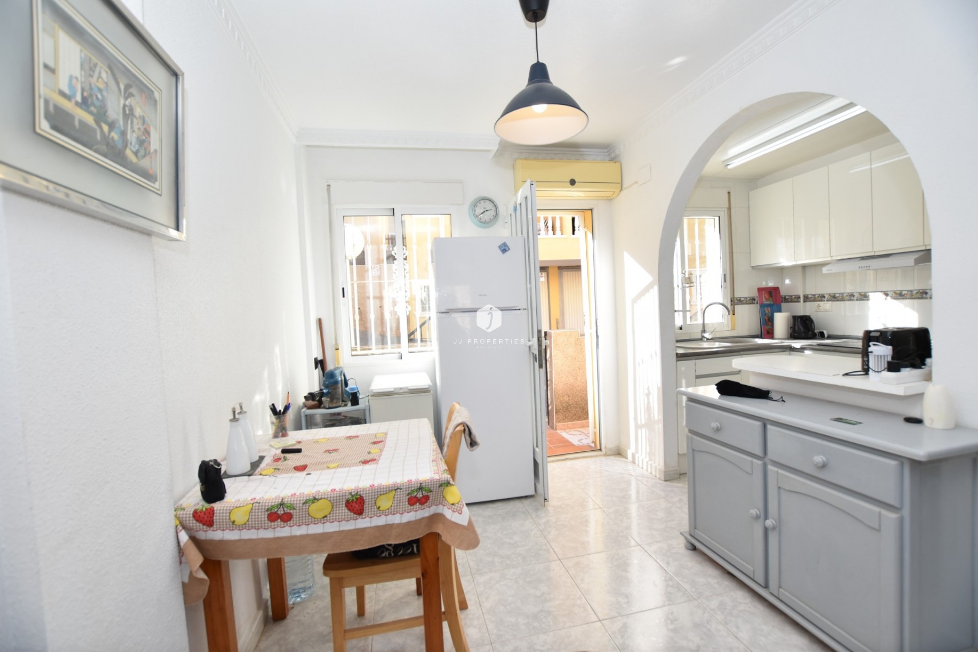 Aus zweiter Hand - Chalet -
Algorfa - Inland