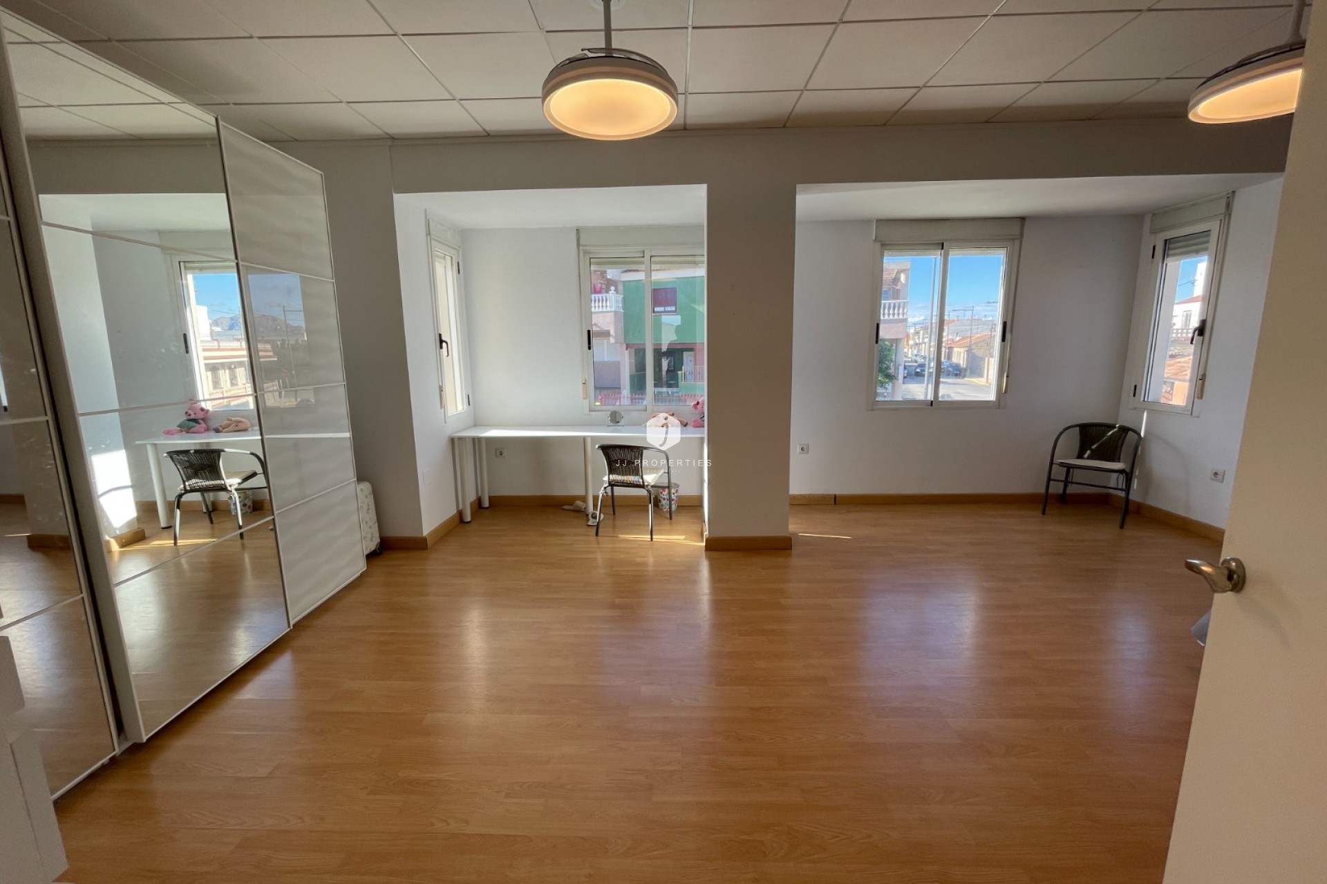 Aus zweiter Hand - Chalet -
Algorfa - Inland