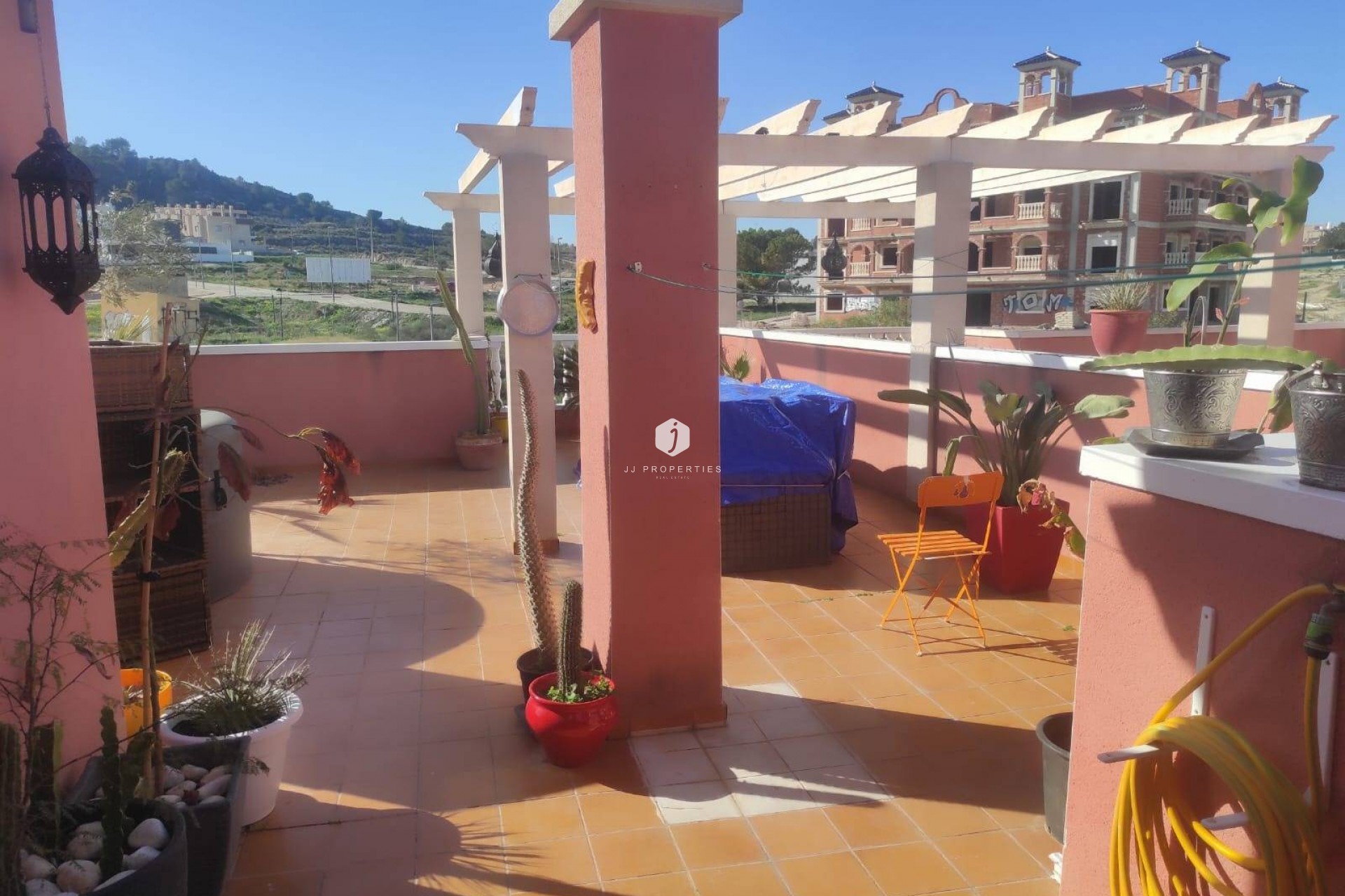 Aus zweiter Hand - Chalet -
Bigastro - Comunidad Valenciana