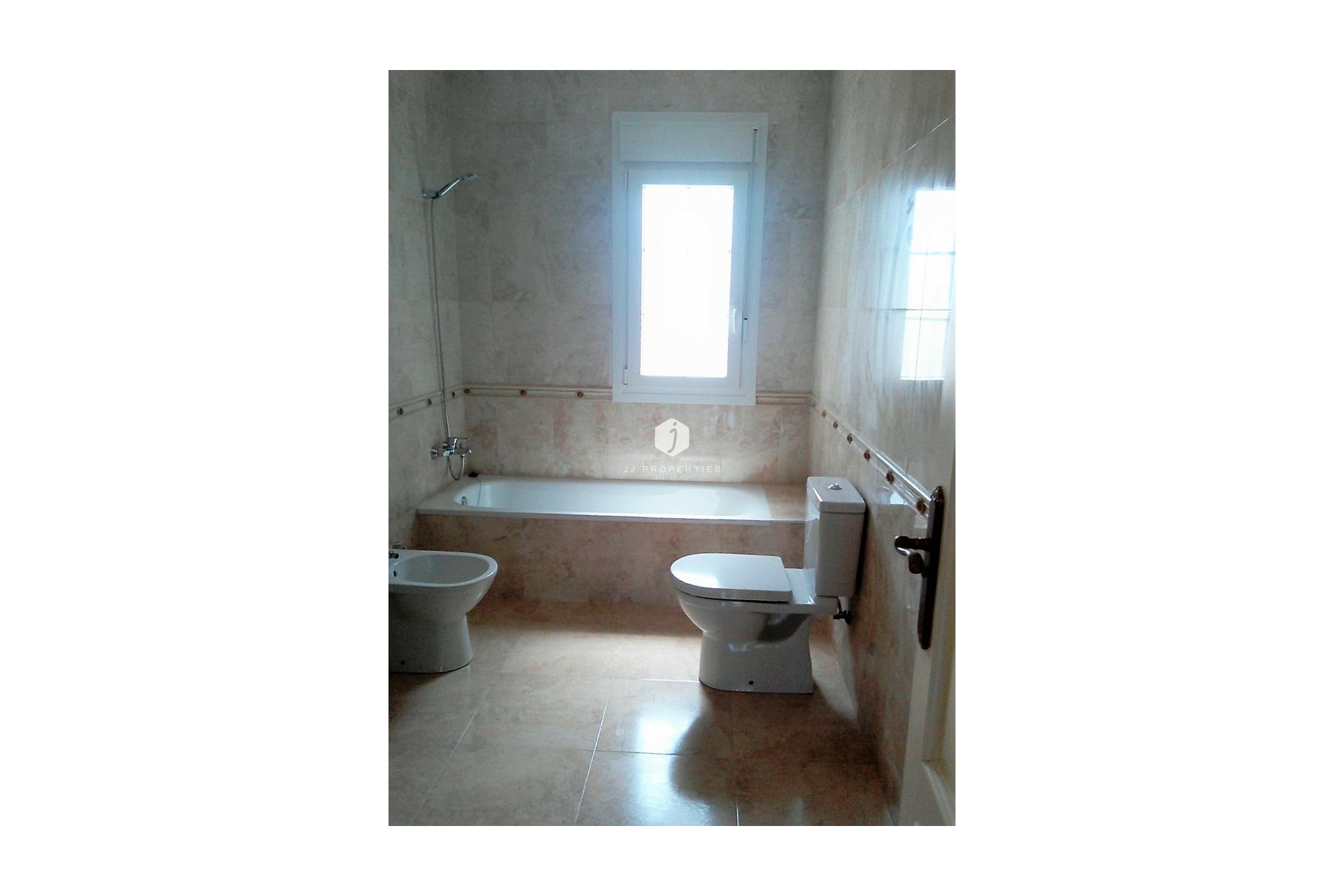 Aus zweiter Hand - Chalet -
Cabo Roig - Costa Blanca