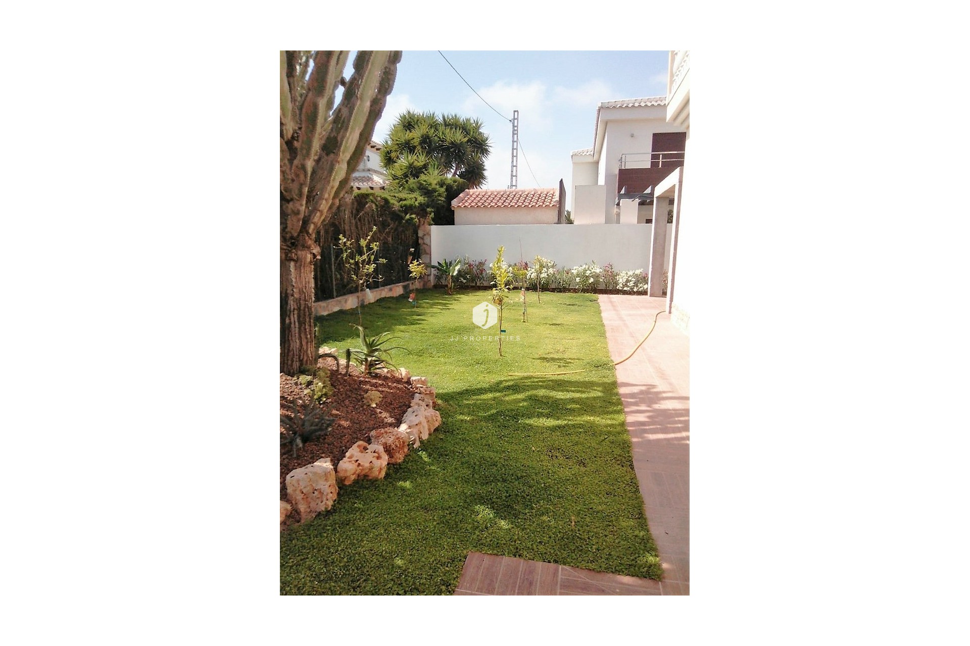 Aus zweiter Hand - Chalet -
Cabo Roig - Costa Blanca