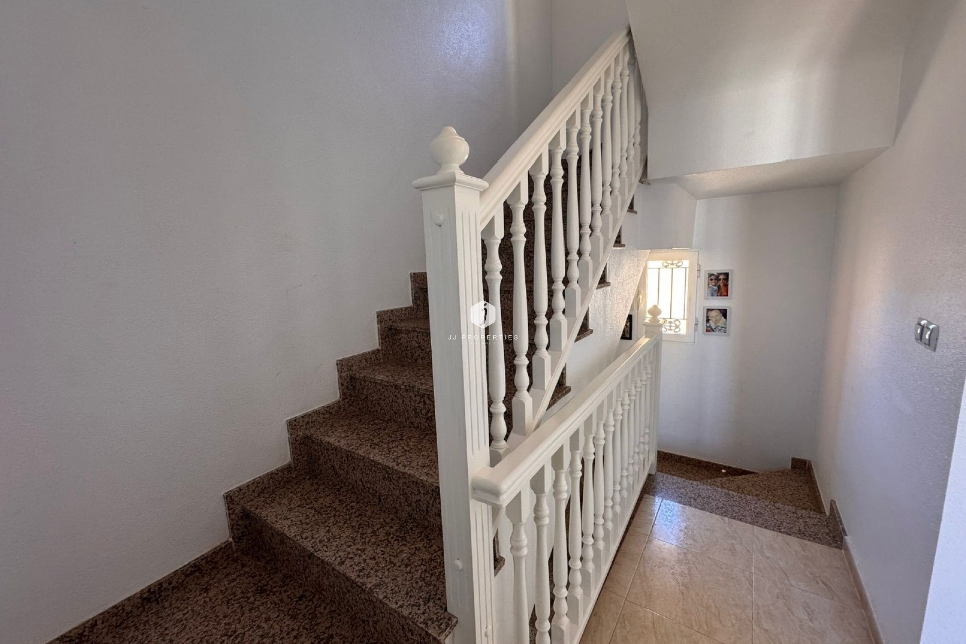 Aus zweiter Hand - Chalet -
Campoamor - Costa Blanca